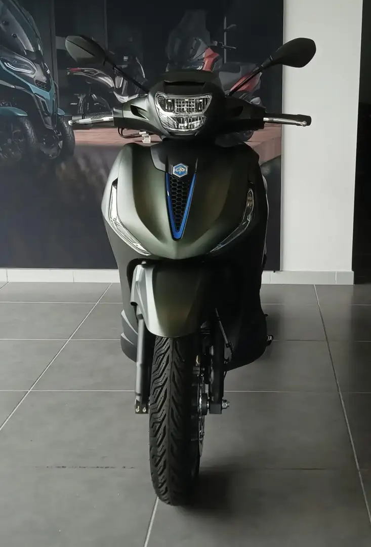 Piaggio Beverly 300 S Verde - 2