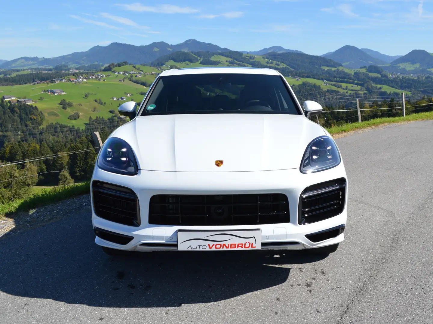 Porsche Cayenne E-Hybrid, Anhängevorrichtung, Sportdesign Paket Blanc - 2