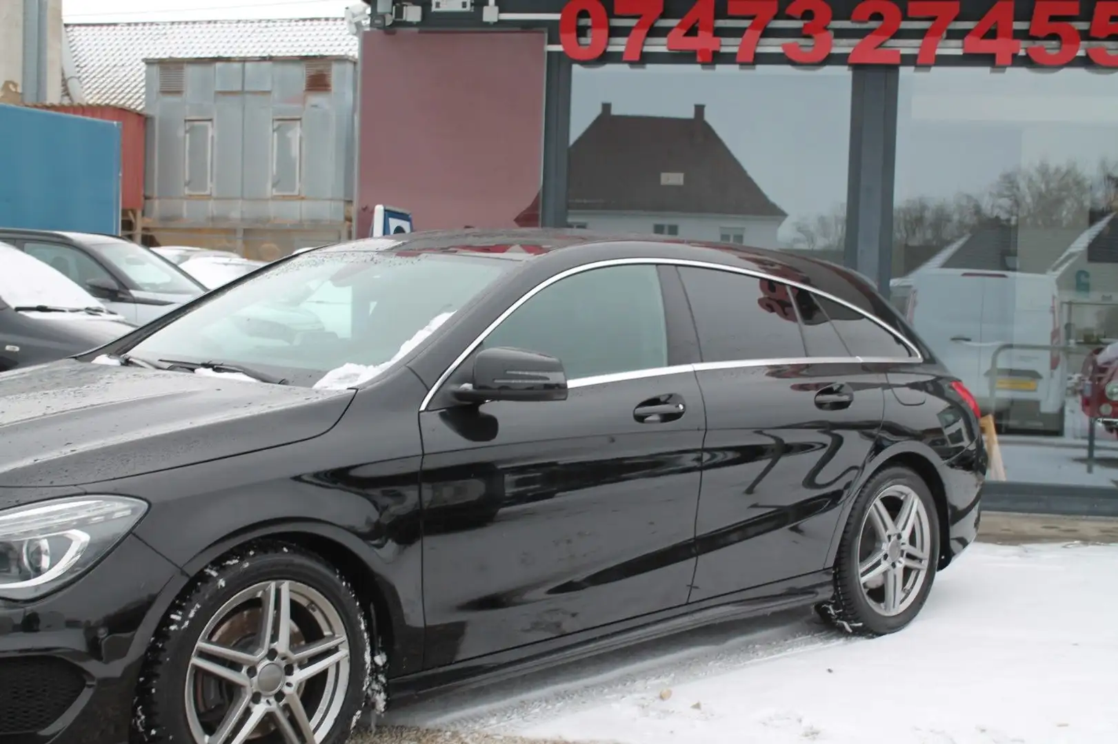Mercedes-Benz CLA 220 /AMG Line/Navi/Euro 6/ Schwarz - 2