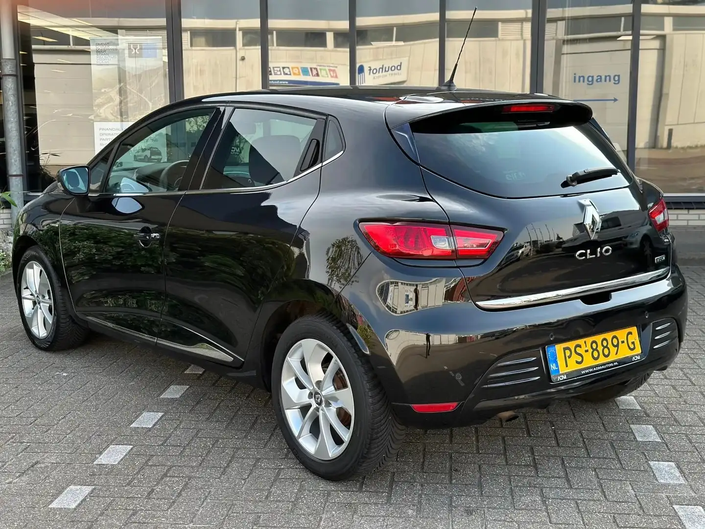 Renault Clio 0.9 TCe Limited / Ketting is vervangen Zwart - 2