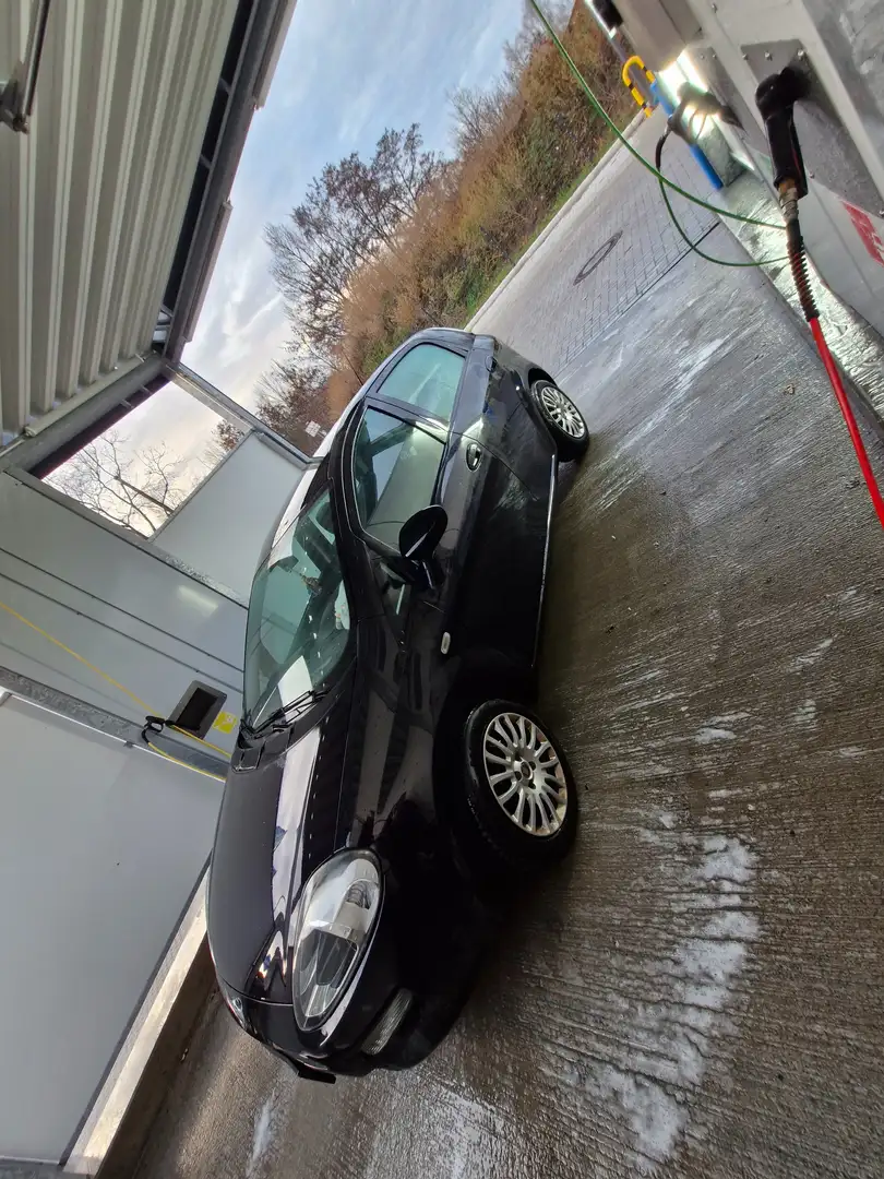 Fiat Punto Evo Punto EVO  5-Türer 1.2 8V My Schwarz - 1