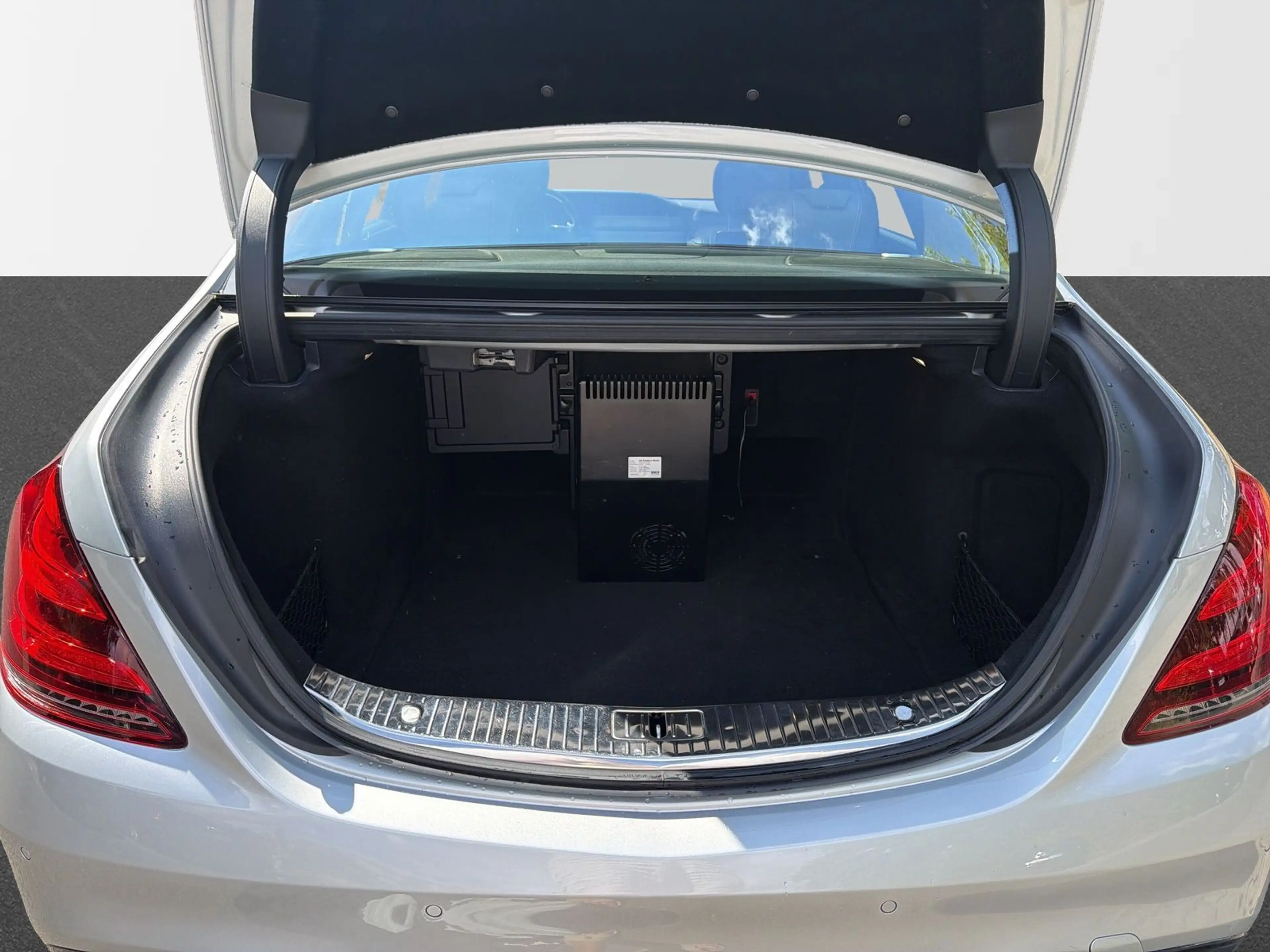 Mercedes-Benz S 560 4Matic L *AMG *Maybach *HUD *PANO *Kühlsch — photo 15