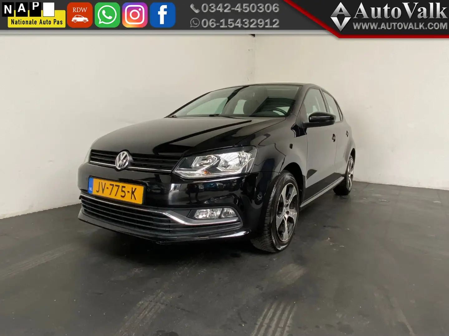 Volkswagen Polo 1.4 TDI Comfortline Connected Series Černá - 1