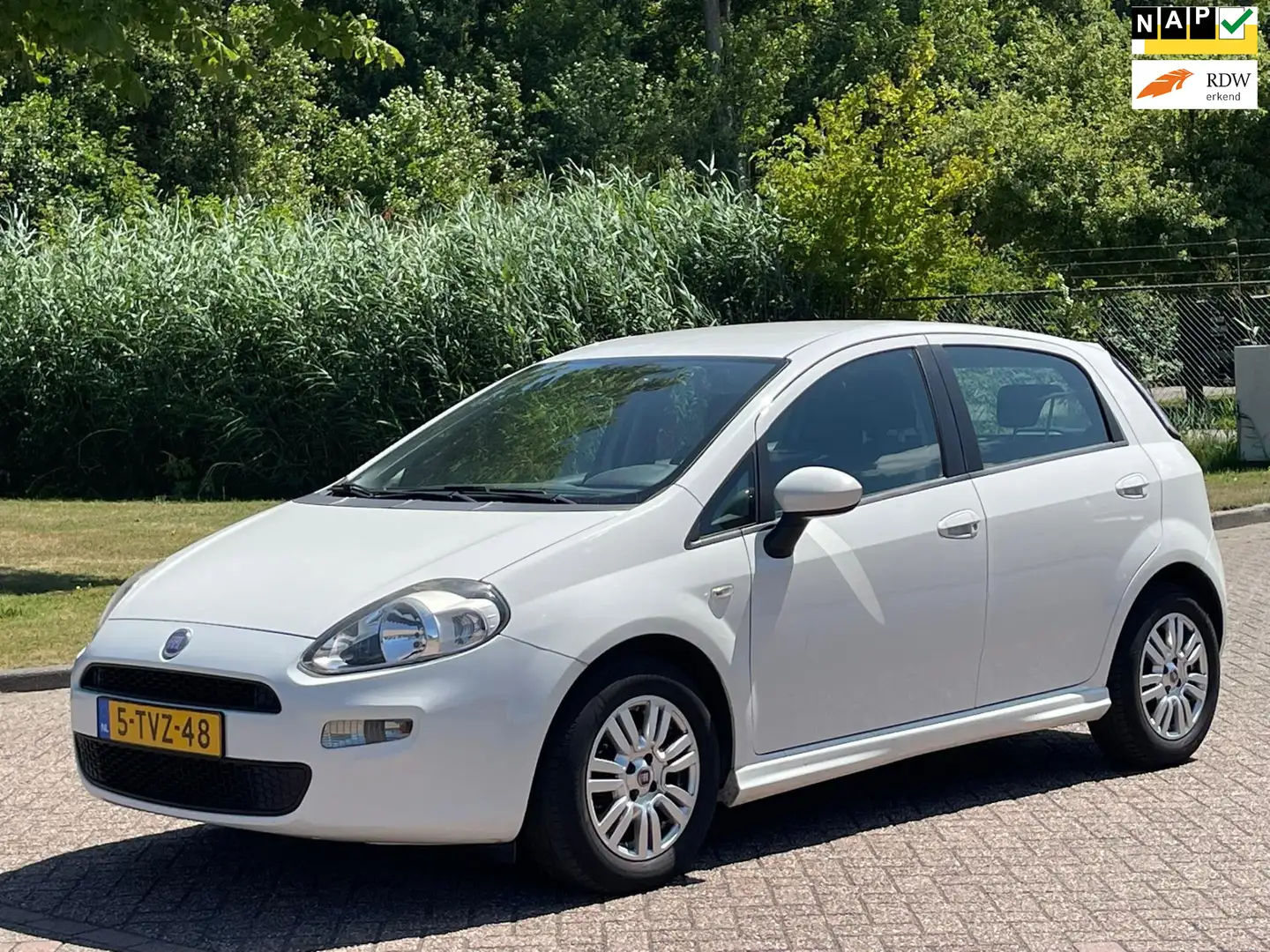 Fiat Punto Evo 0.9 TwinAir Street/AIRCO/CRUISE/ELECRAMEN VOOR Wit - 1