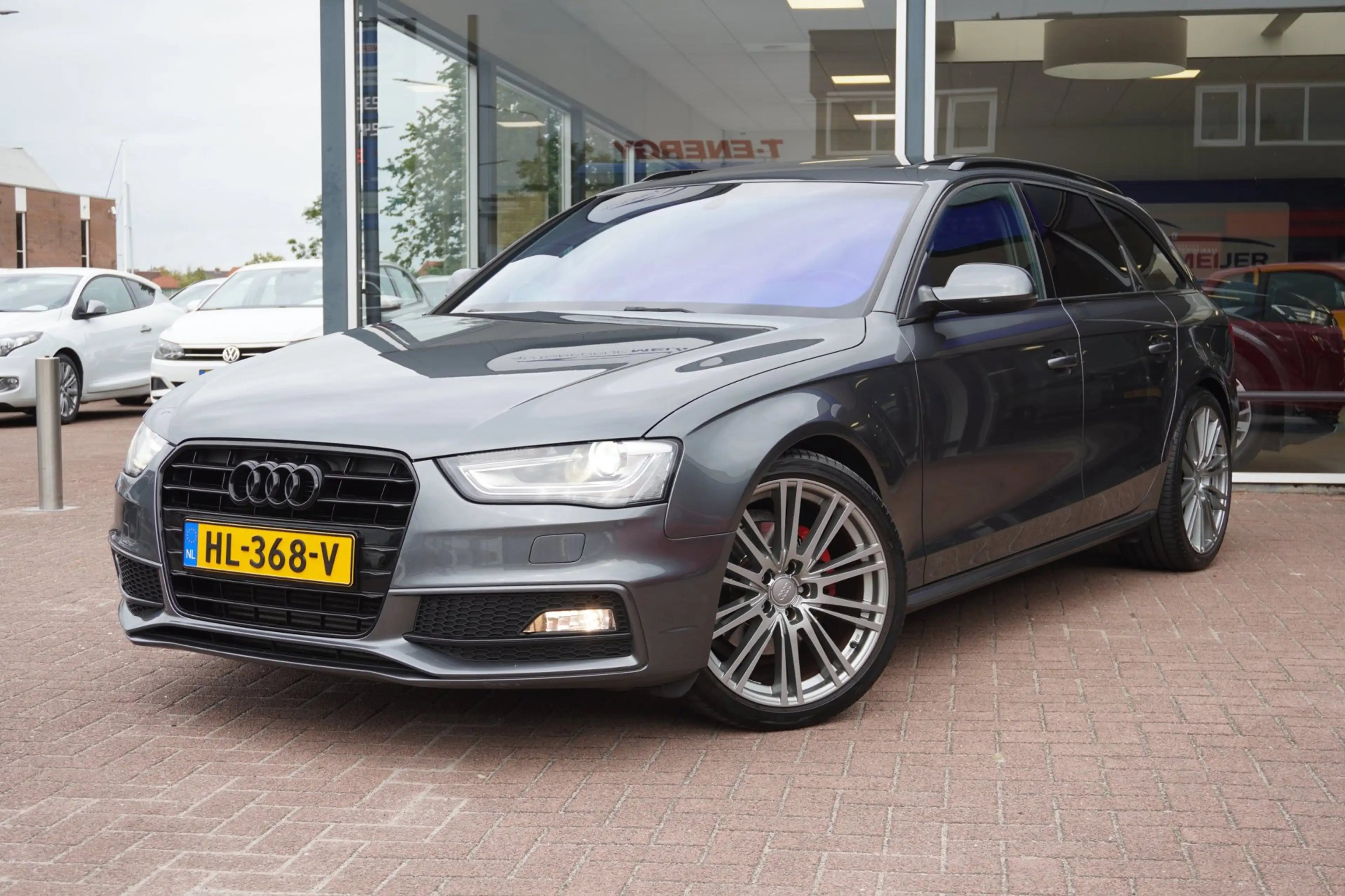 Audi A4 Avant 1.8 TFSI S Edition Automaat | Airco | Naviga