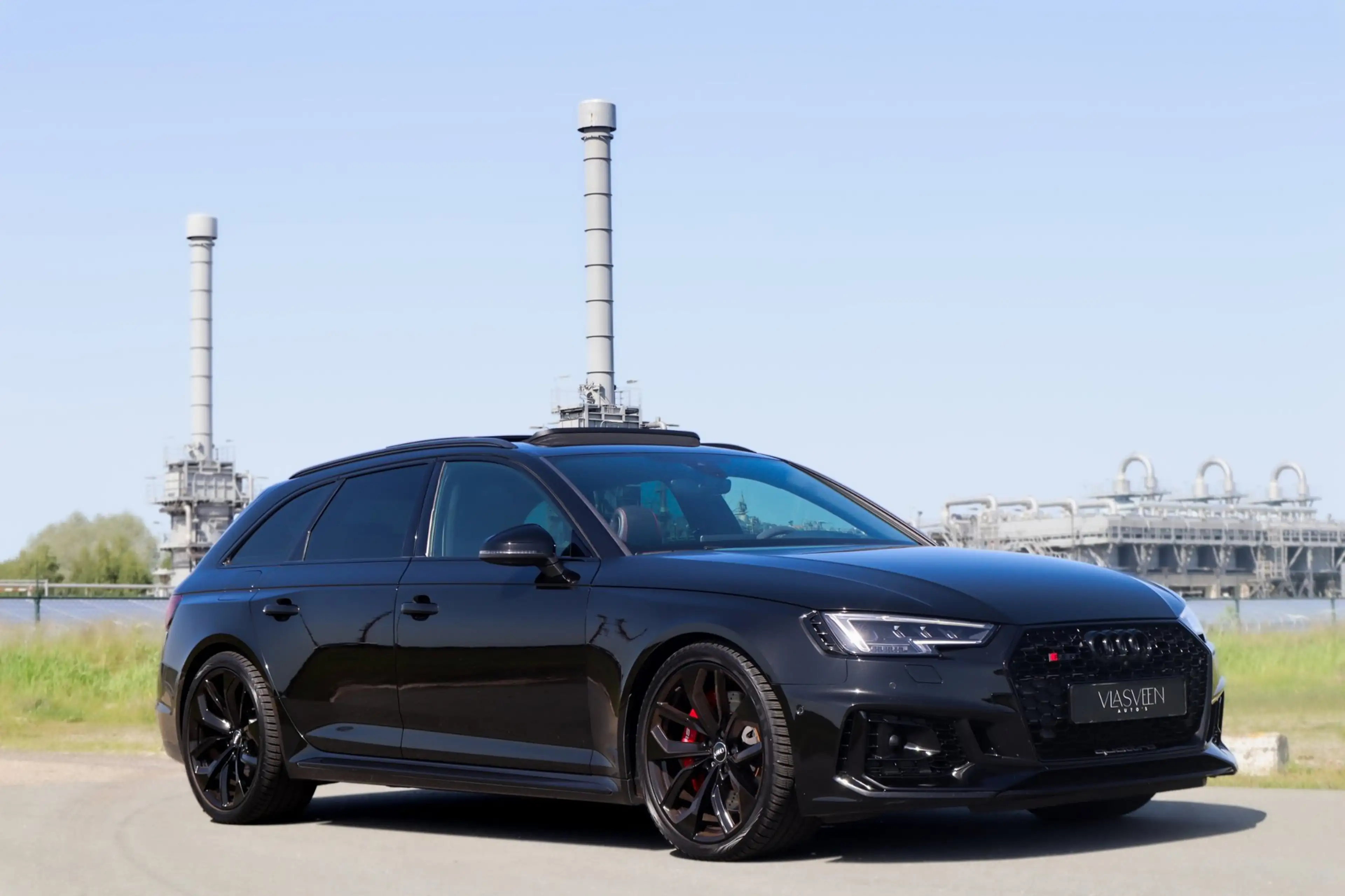 Audi RS4 A4 Avant 2.9 TFSI quattro B&O Panodak — photo 6