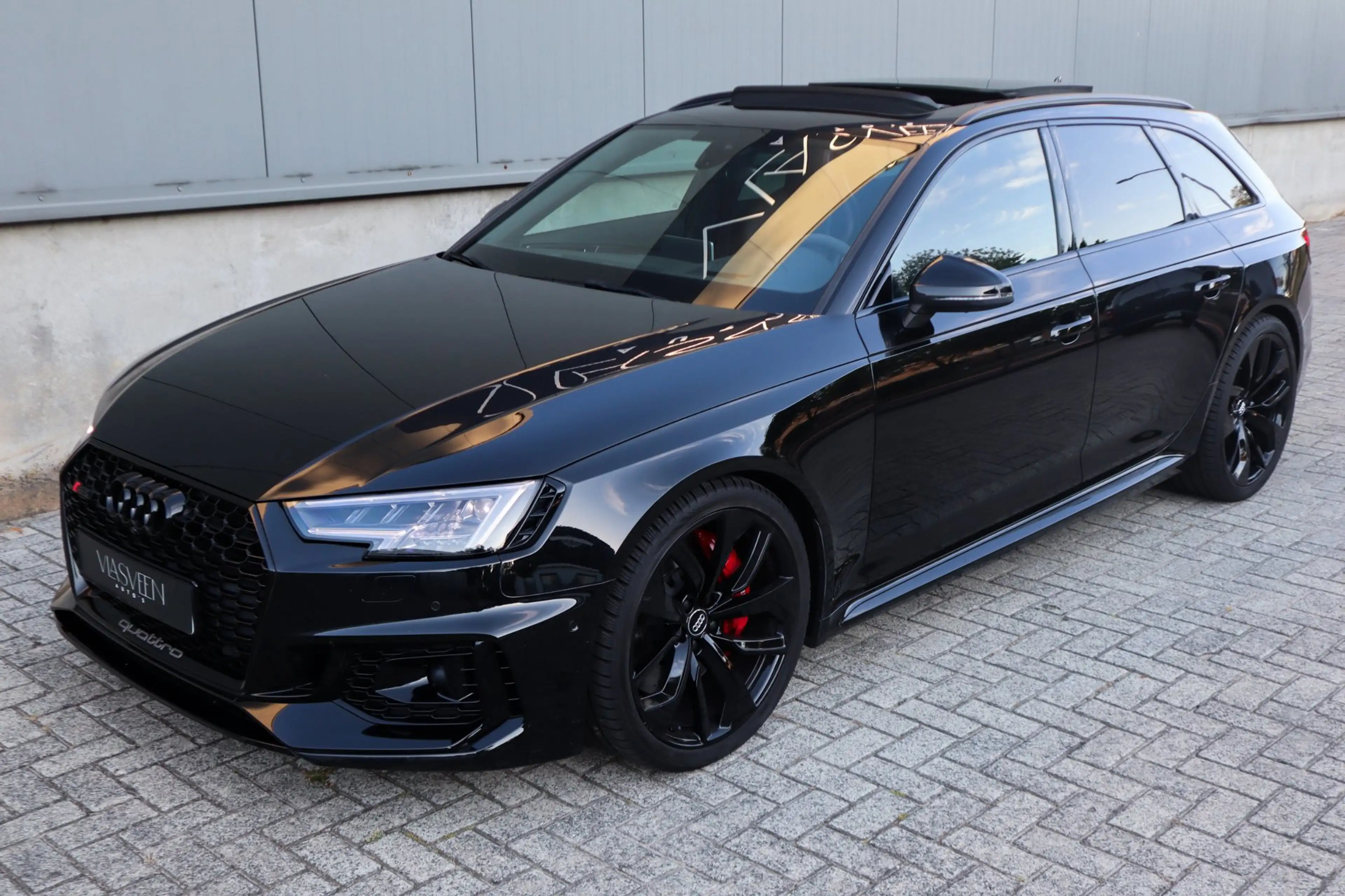 Audi RS4 A4 Avant 2.9 TFSI quattro B&O Panodak — photo 9