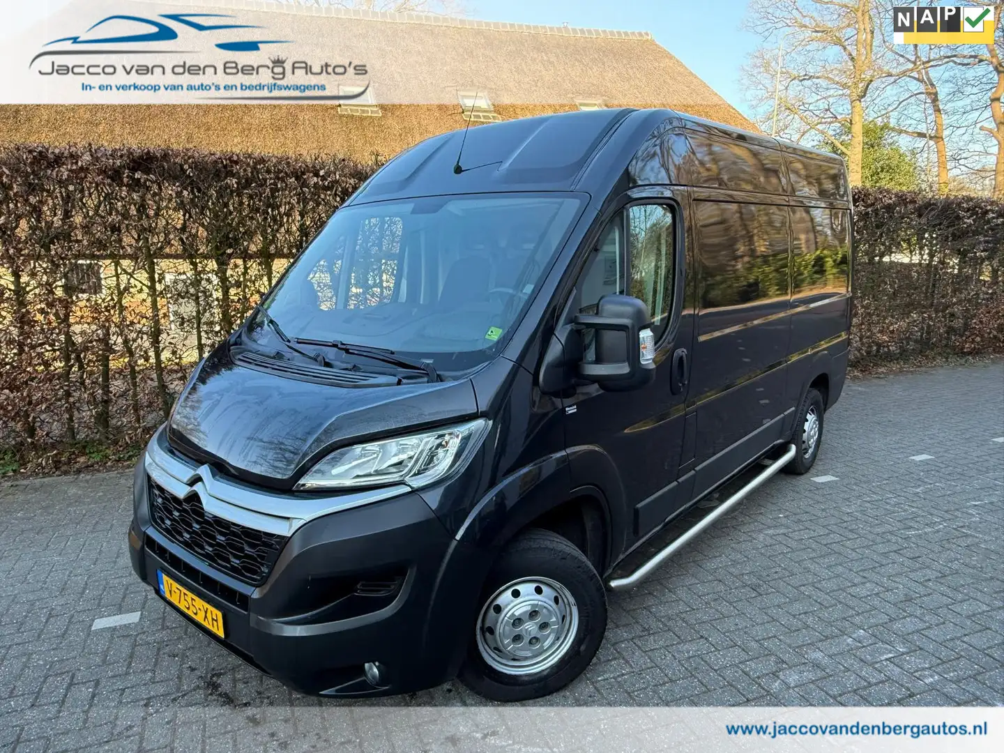 Citroen Jumper 35 2.0 BlueHDi L2H2 I Navigatie I Zwart - 1