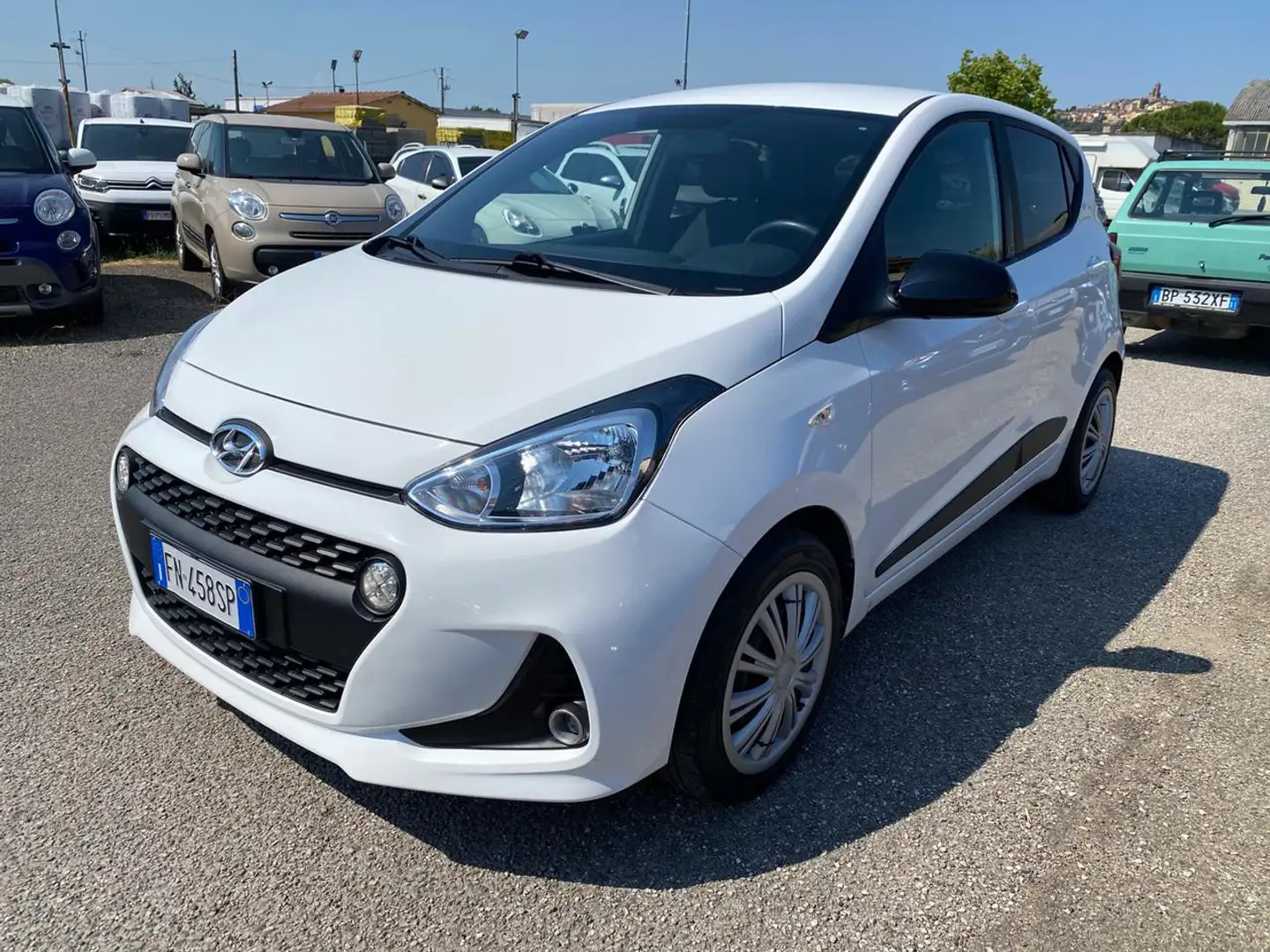 Hyundai i10 1.0 MPI Go! Bianco - 1