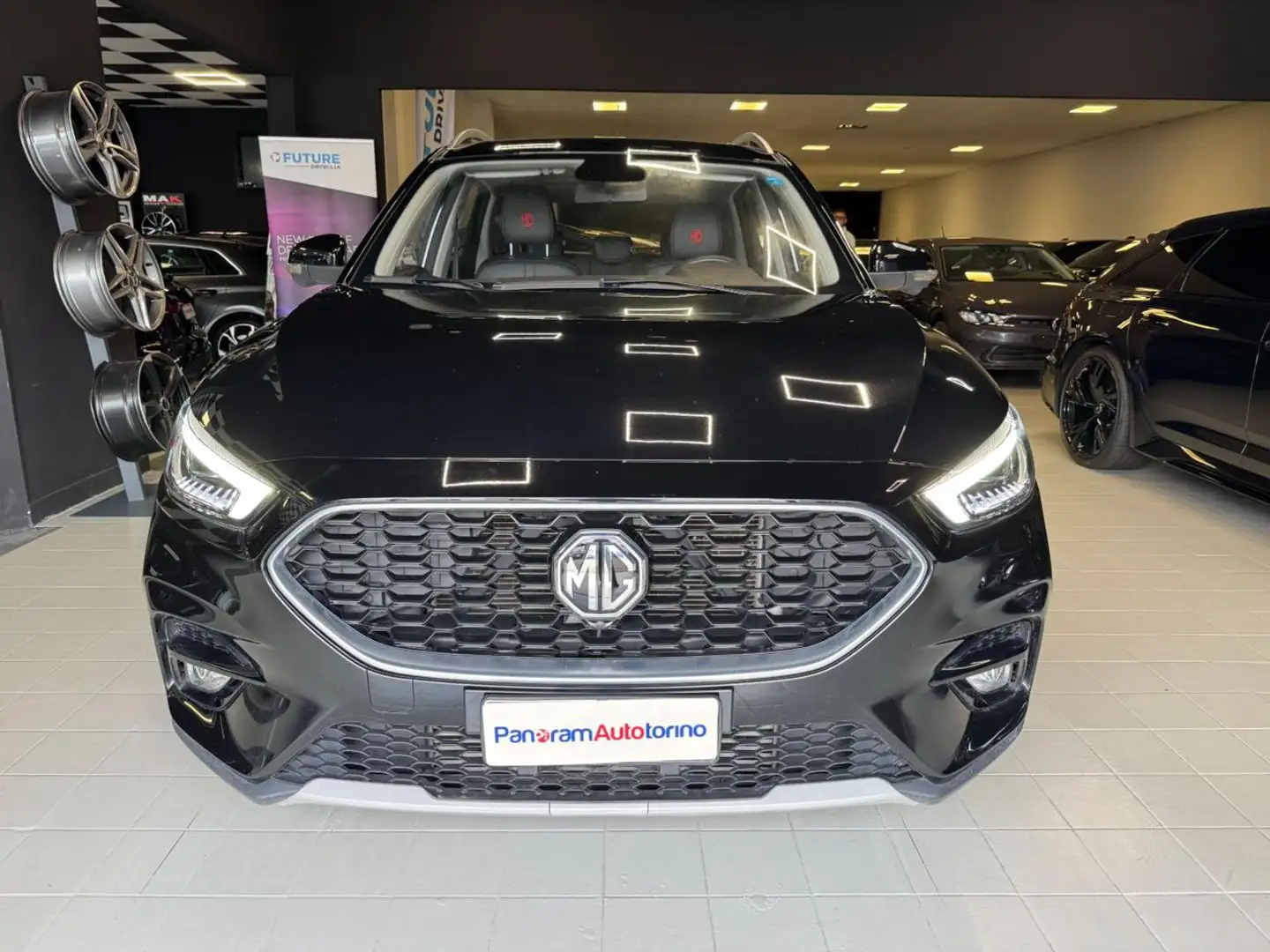 MG ZS 1.5 VTi-tech Luxury Nero - 2