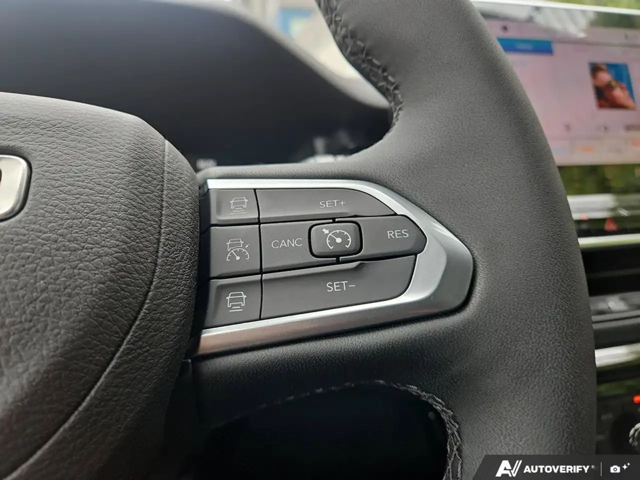 Jeep Compass photo Jeep Compass