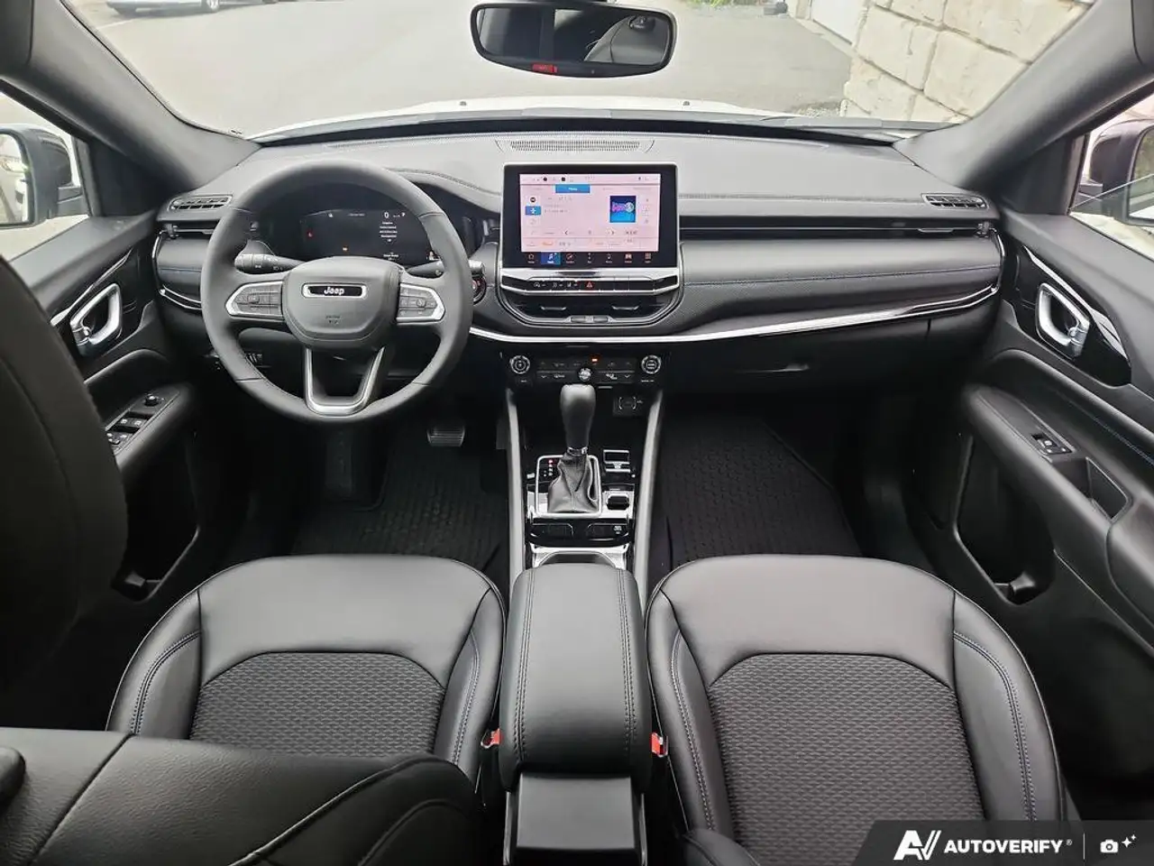 Jeep Compass photo Jeep Compass