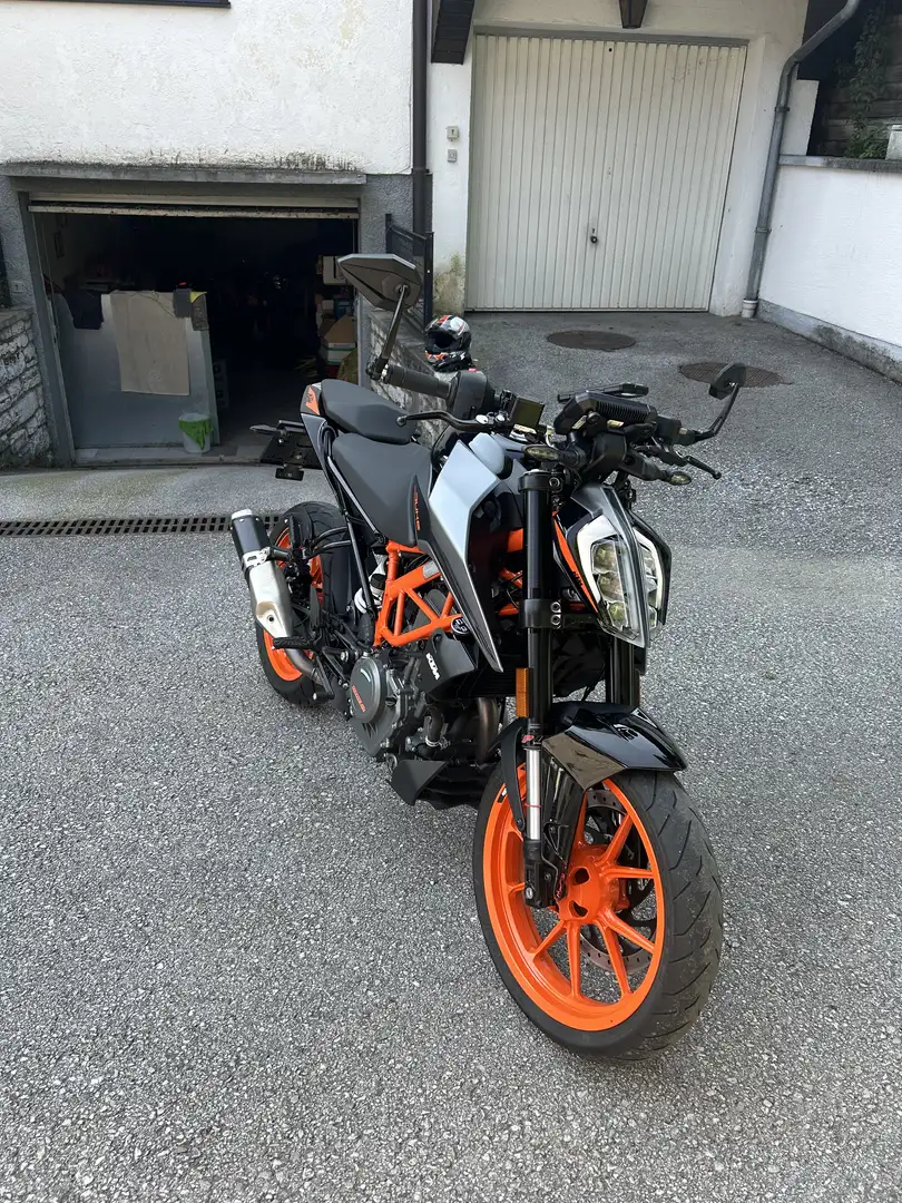KTM 390 Duke - 2