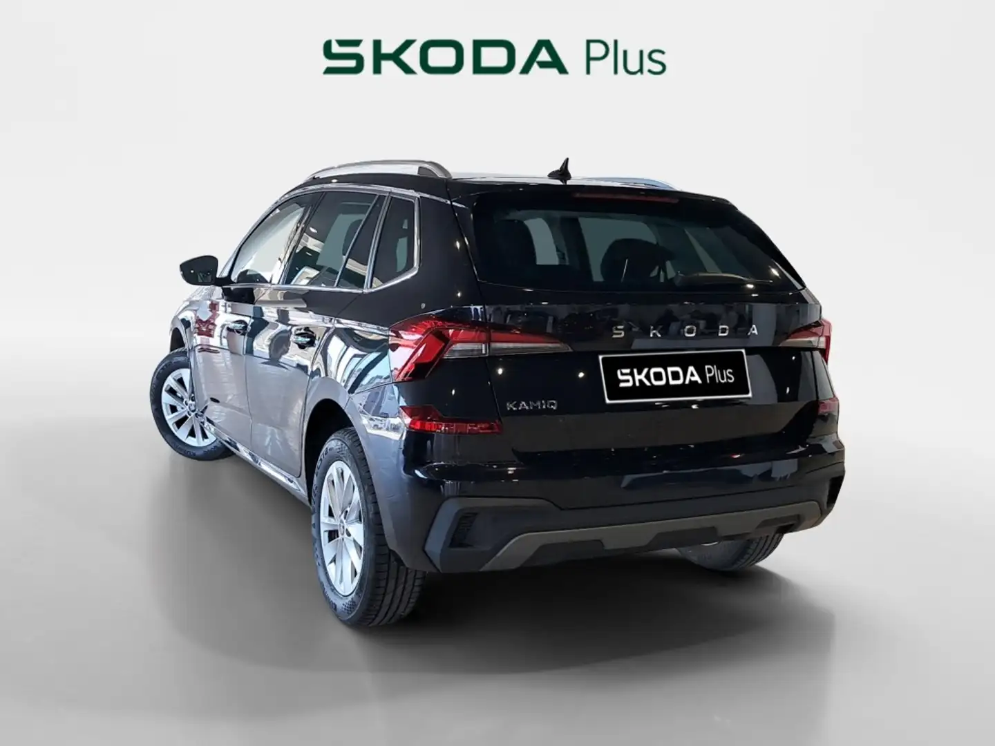 Skoda Kamiq SELECTION 1,0 TSI 85 KW (115 CV) DSG 7 VEL. Negro - 2