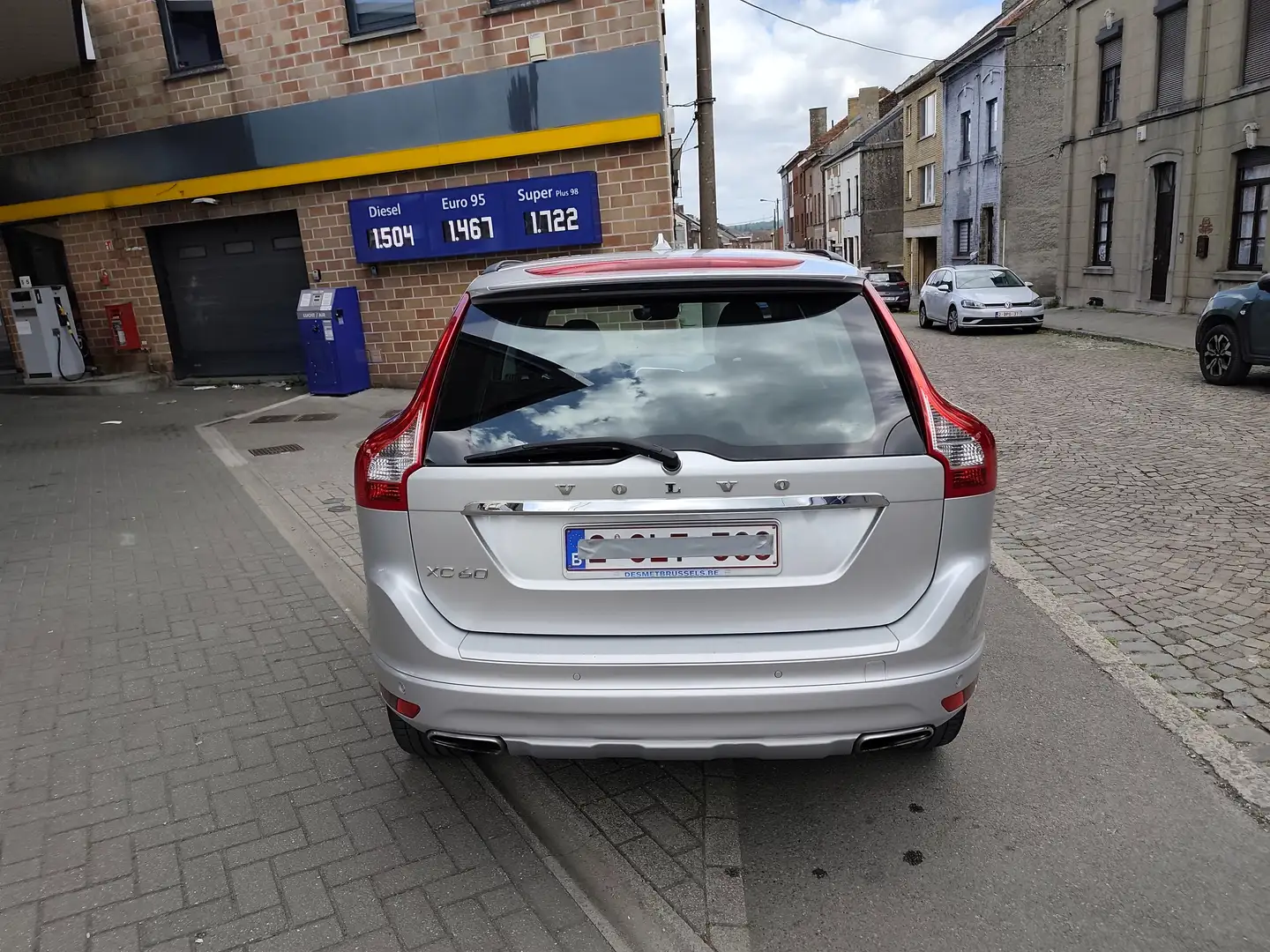 Volvo XC60 XC60 2.0 D3 Kinetic Zilver - 2