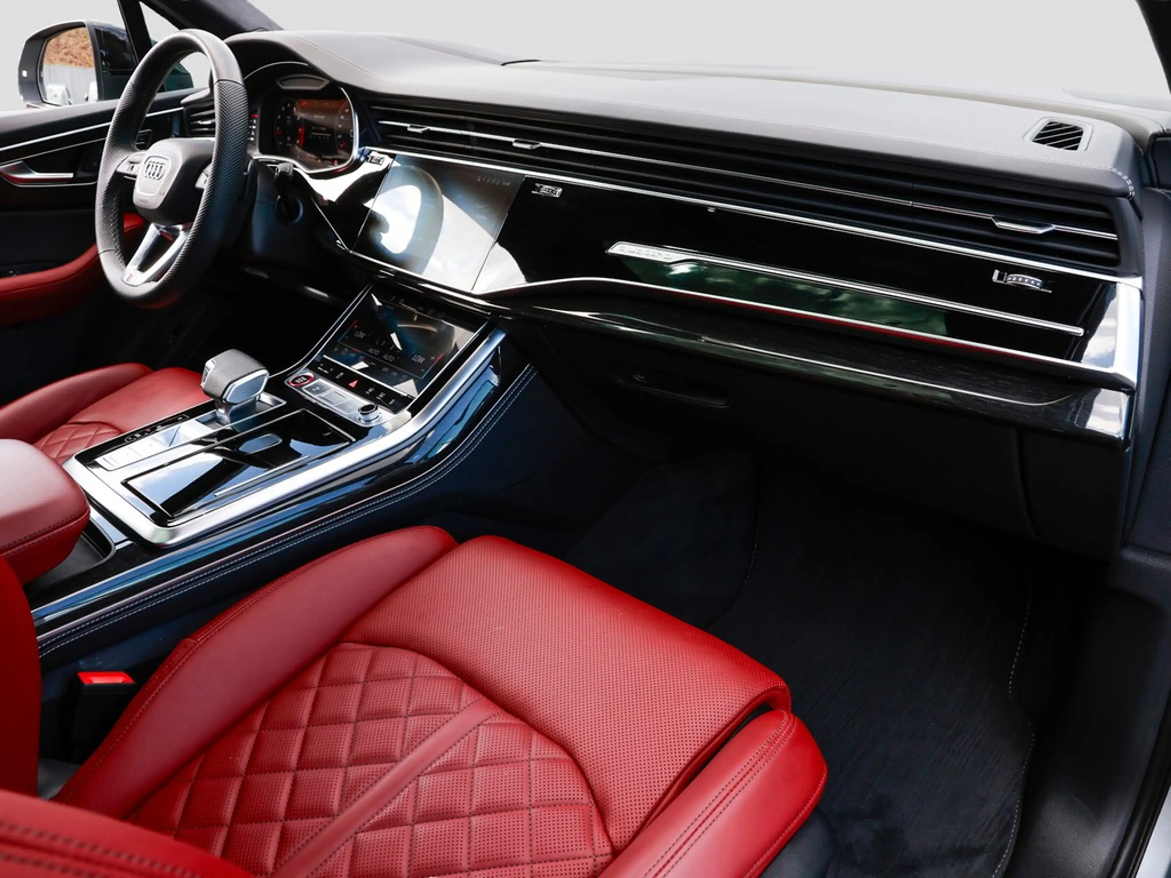 Audi SQ7 4.0 TFSI Leder AHK Matrix ACC B&O Nachtsicht — photo 14