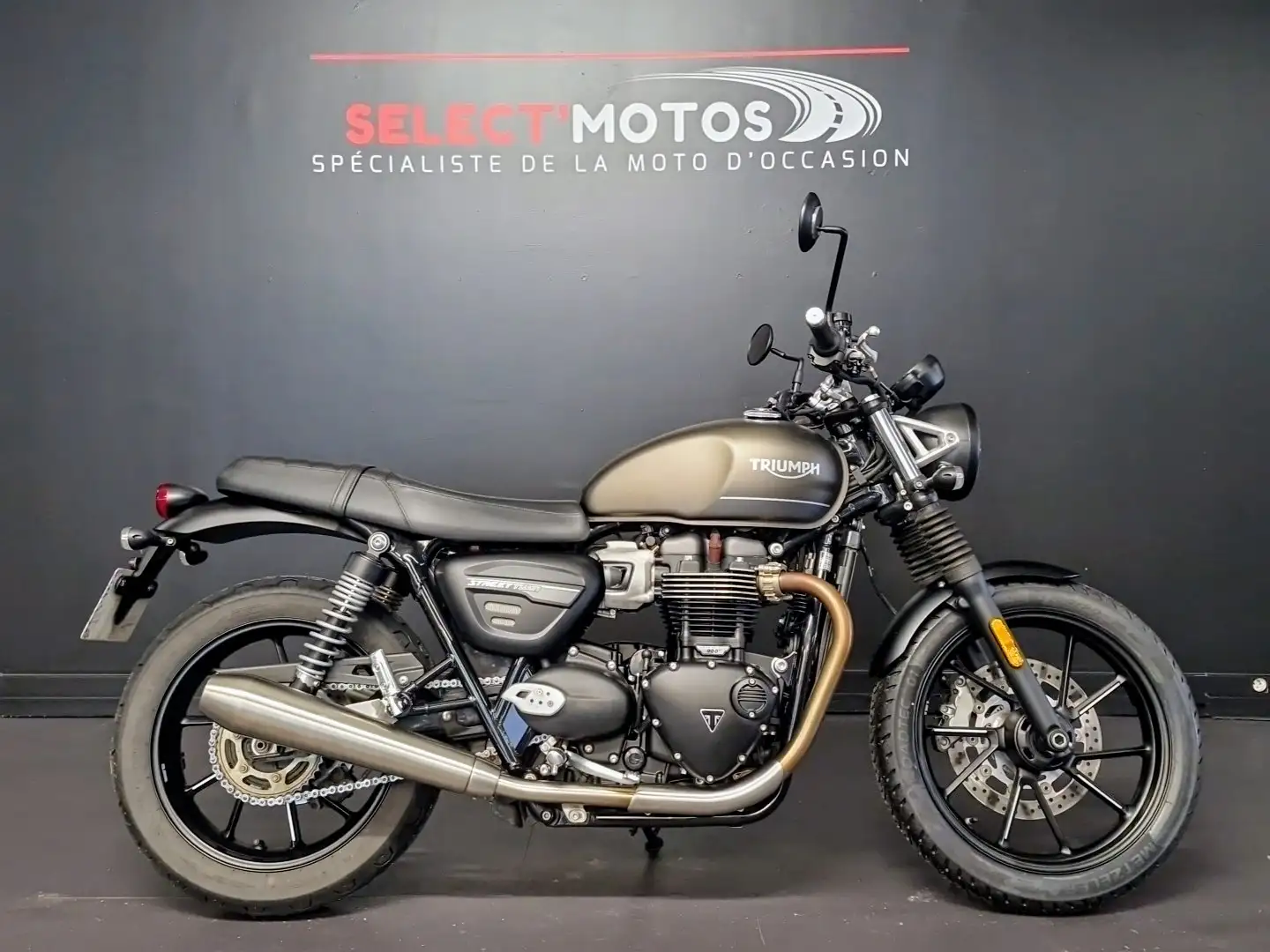 Triumph Street Twin Gri - 1