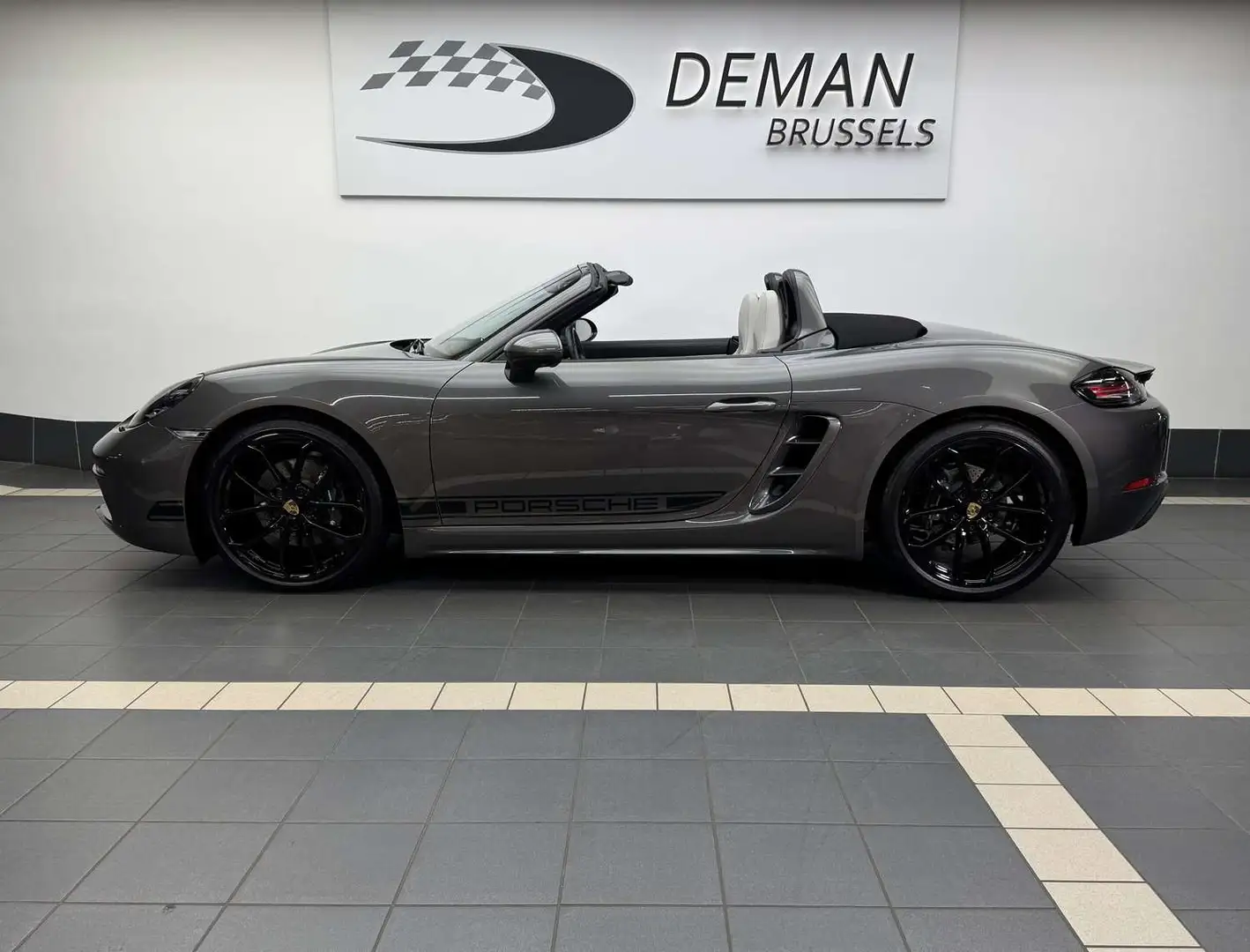 Porsche 718 Boxster Style Edition * PDK* BOSE* Chrono * ACC Gris - 2