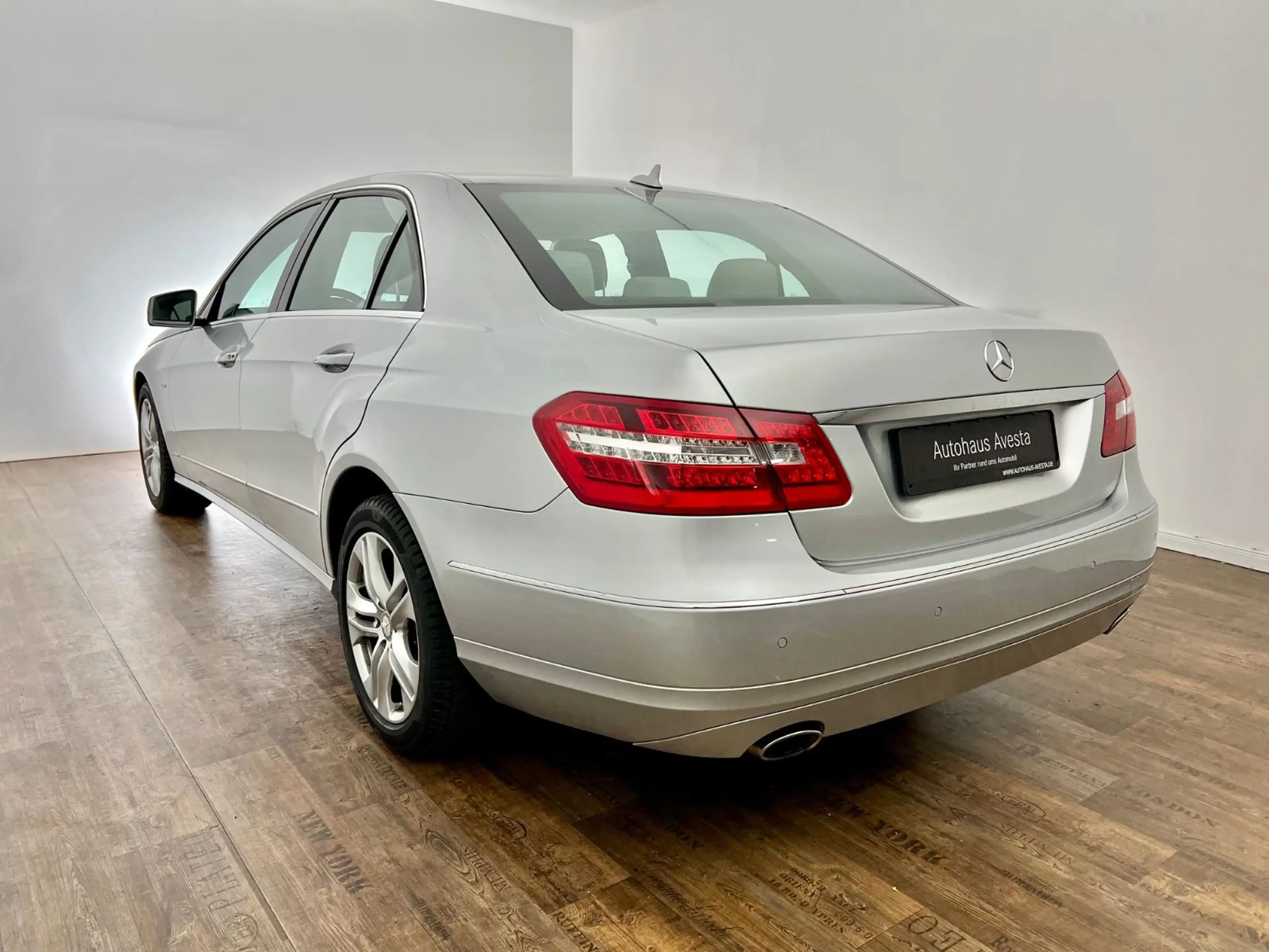 Mercedes-Benz E 350 CGI / RENTNER/  71.tKM / 292PS / V6 / ILS — photo 6