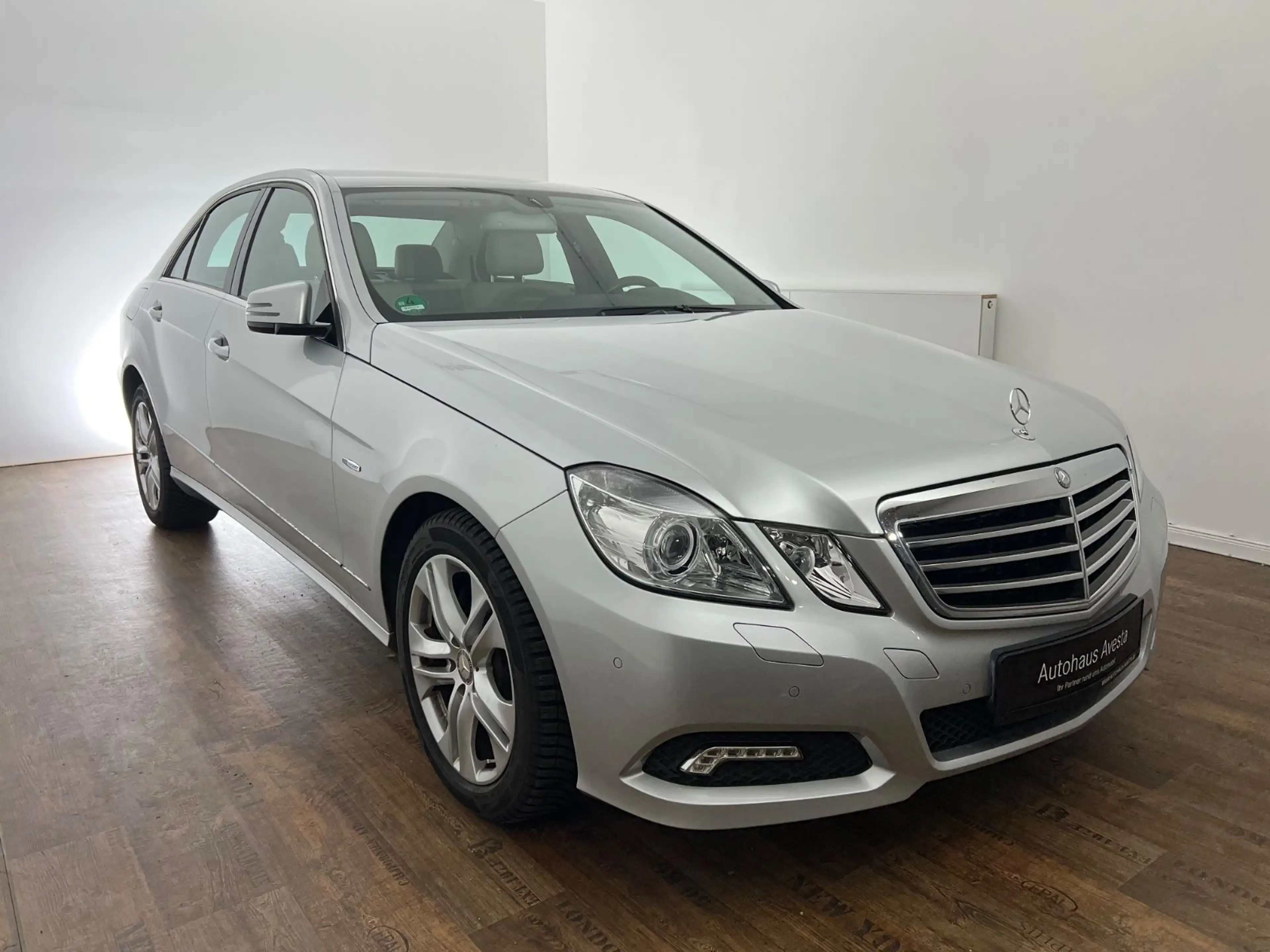 Mercedes-Benz E 350 CGI / RENTNER/  71.tKM / 292PS / V6 / ILS — photo 4