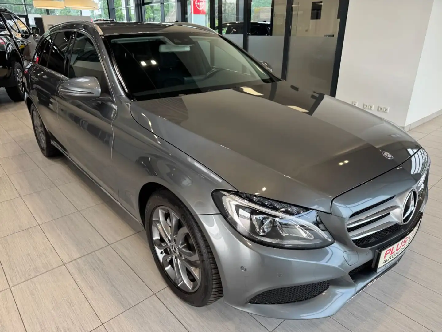 Mercedes-Benz C 180 T 9G-TRONIC Avantgarde Business PLUS LED Gris - 2