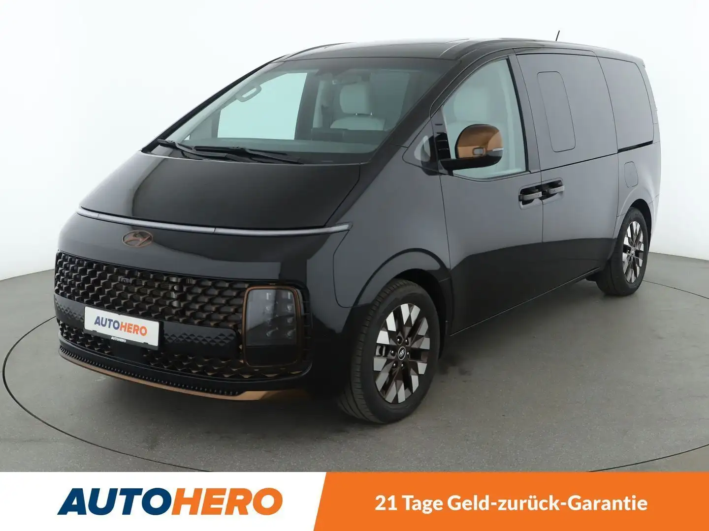 Hyundai STARIA 2.2 CRDi Signature 4WD Aut.*NAVI*LED*360CAM*SHZ* Nero - 1