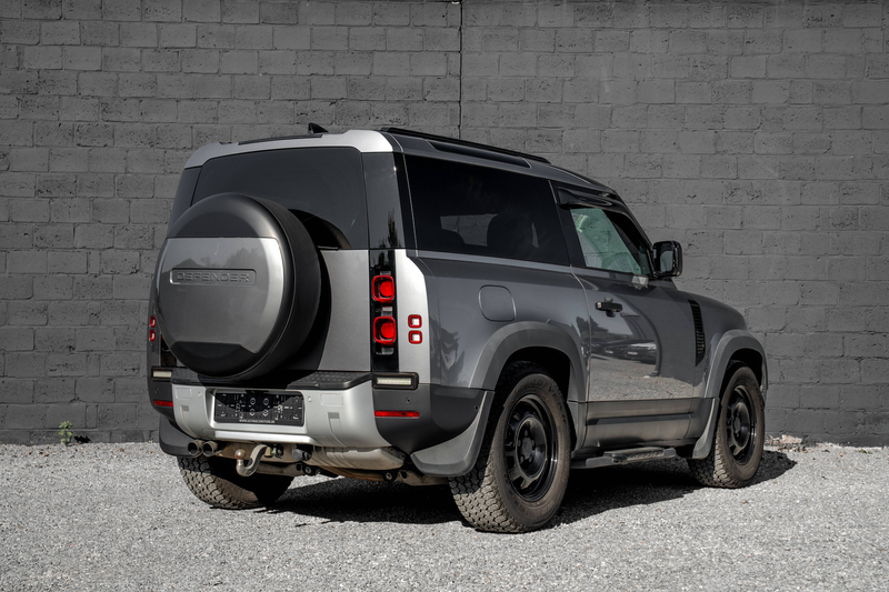 Land Rover Defender 3.0D LICHTE VRACHT NAVI/TREKHAAK/360 — photo 3
