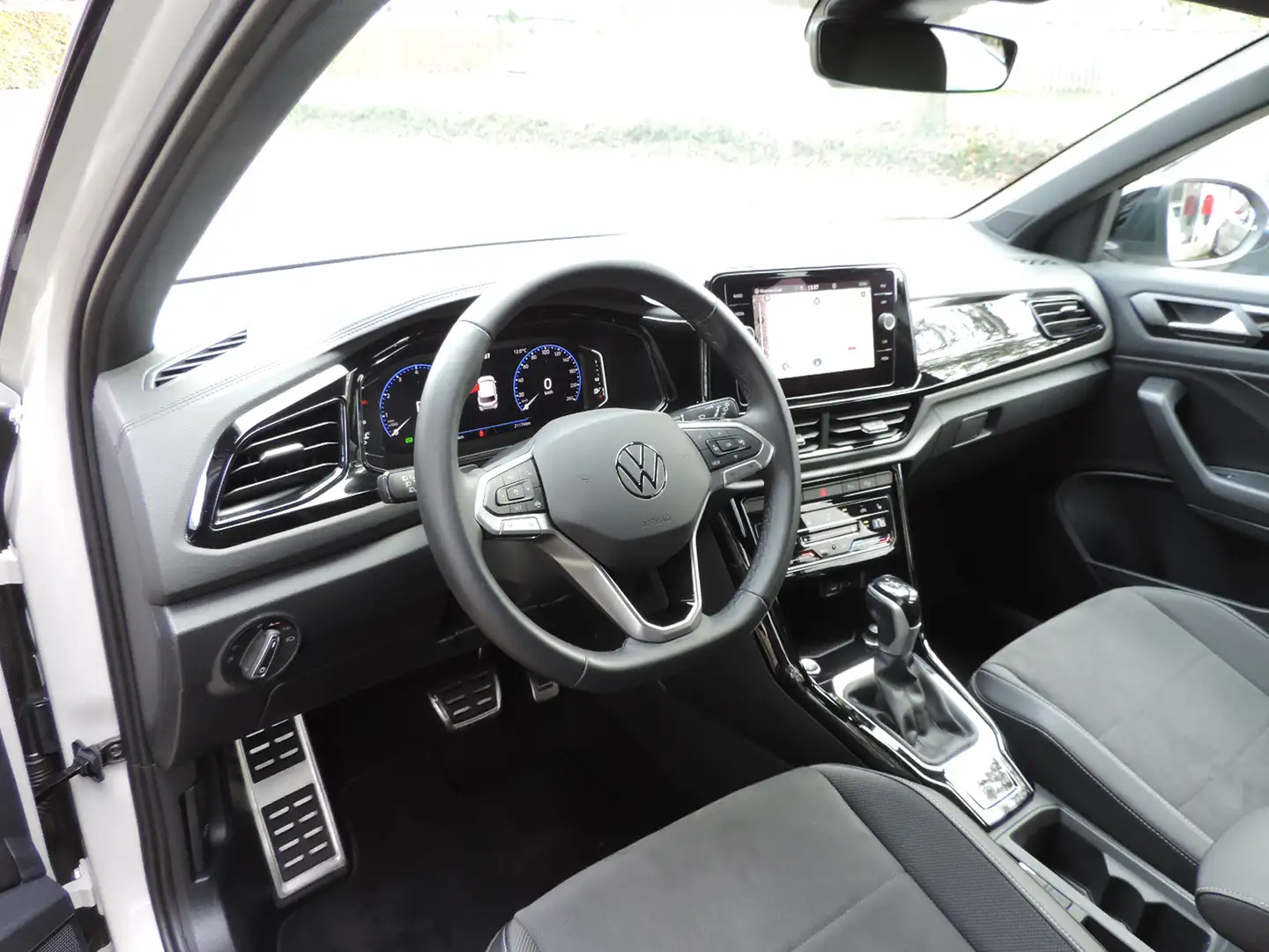 Volkswagen T-Roc 1.5 TSI Black Style DSG - Camera | ACC | Matrix LE Grijs - 2