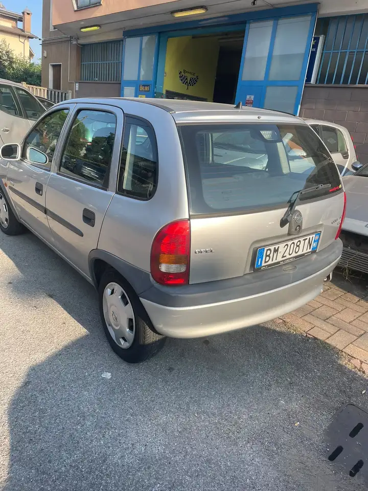 Opel Corsa 5p 1.0 12v Swing 55cv, foto 5