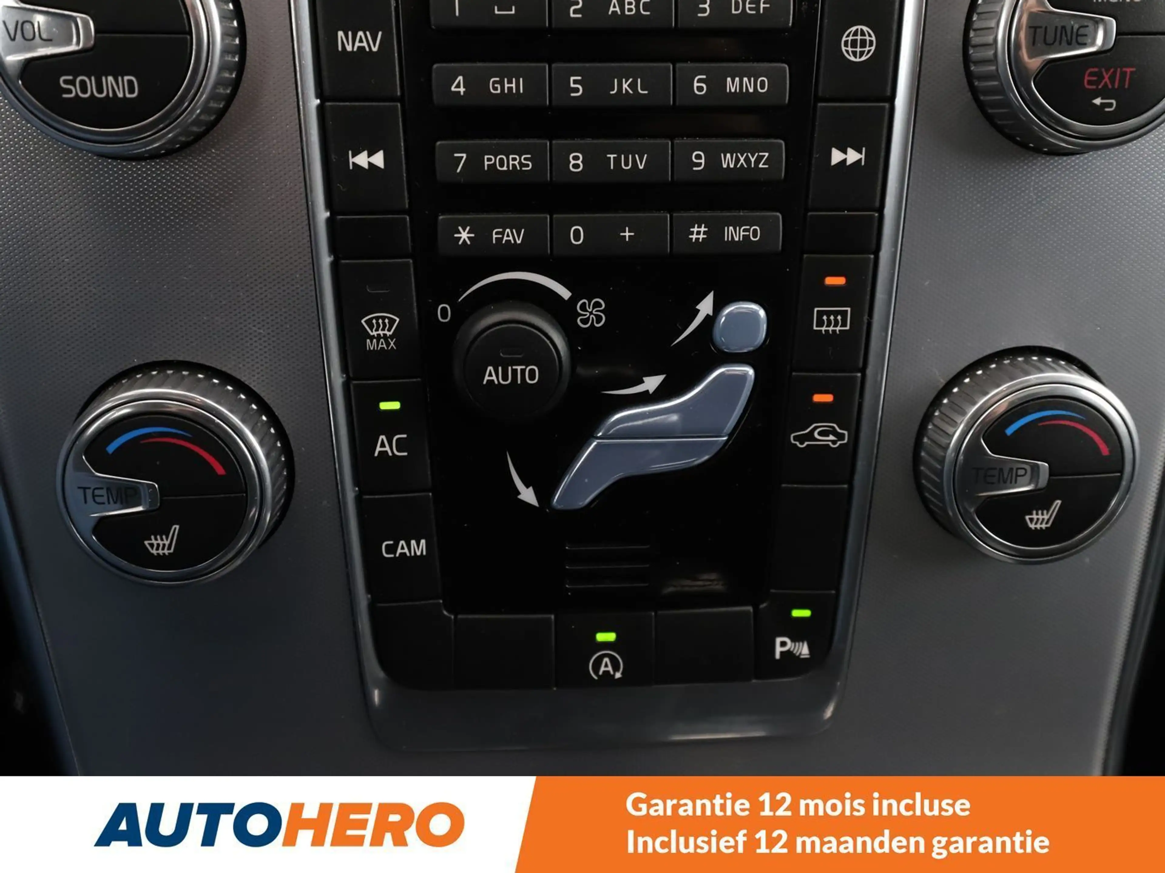 Volvo V60 Cross Country 2.0 D3 Pro — photo 11