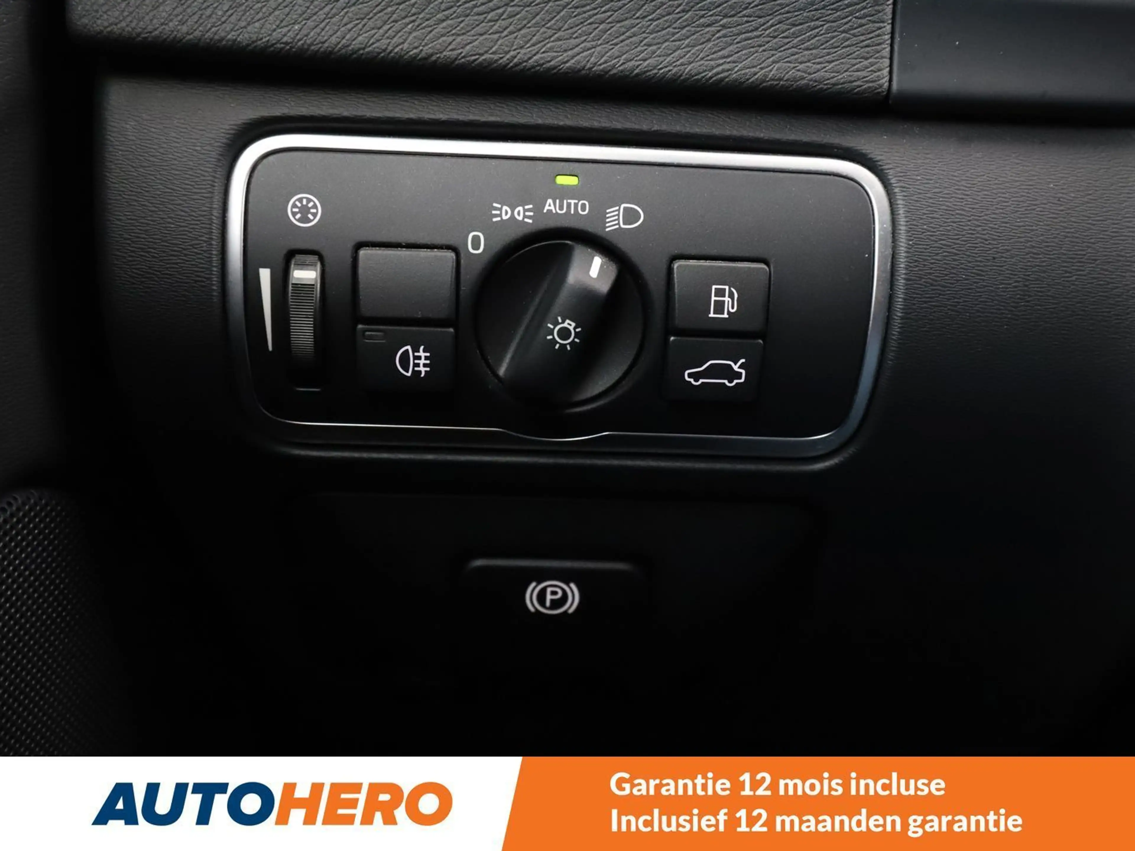 Volvo V60 Cross Country 2.0 D3 Pro — photo 12