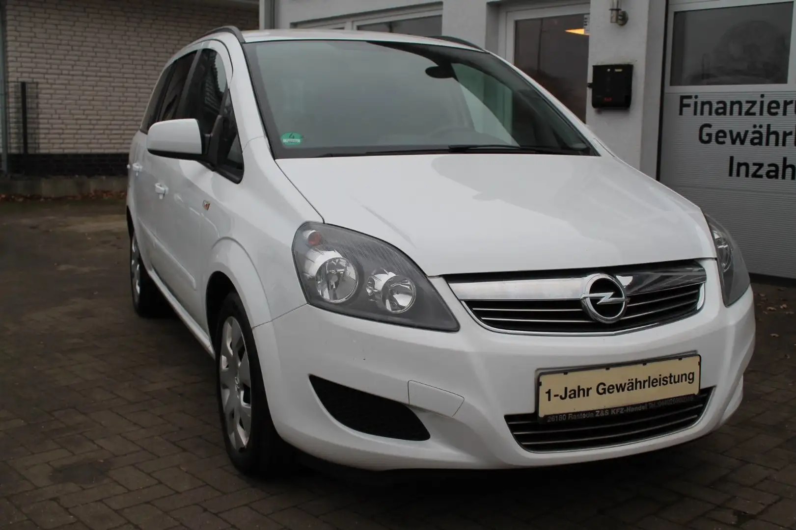Opel Zafira B Family *TÜV-NEU* Weiß - 1