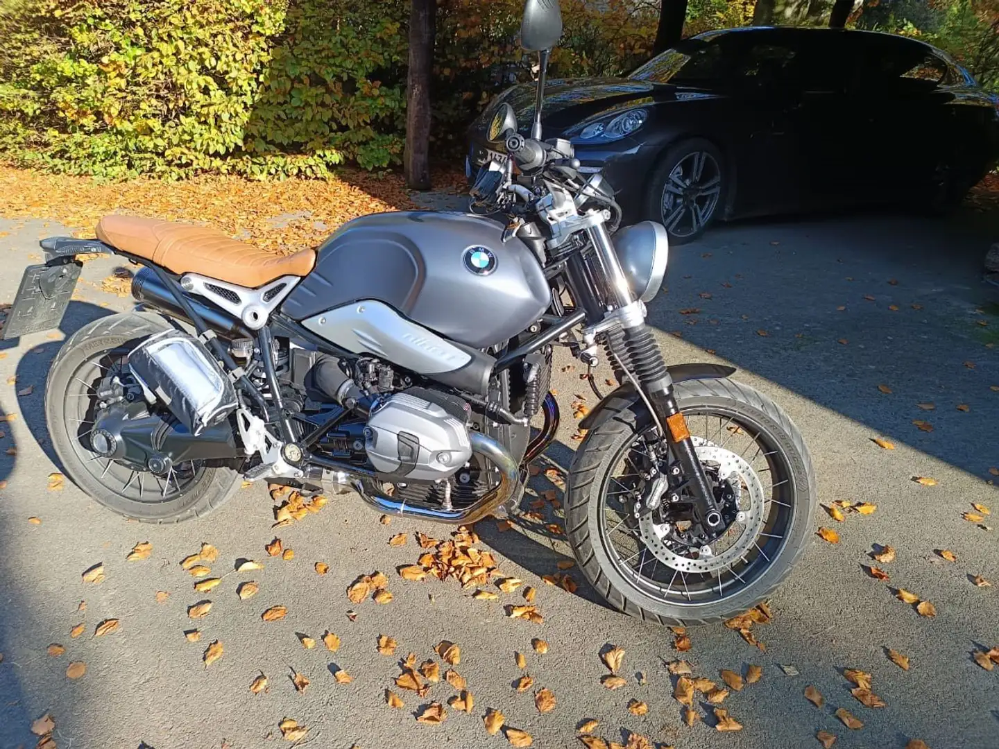 BMW R nineT Scrambler Ezüst - 2