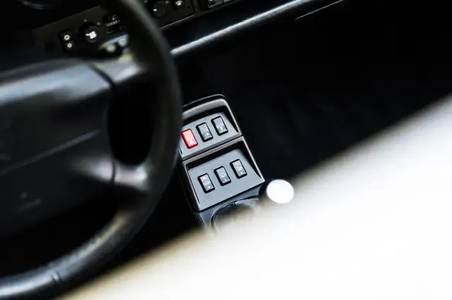 Porsche 911 view 18
