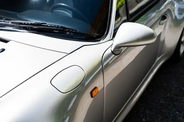 Porsche 911 view 12