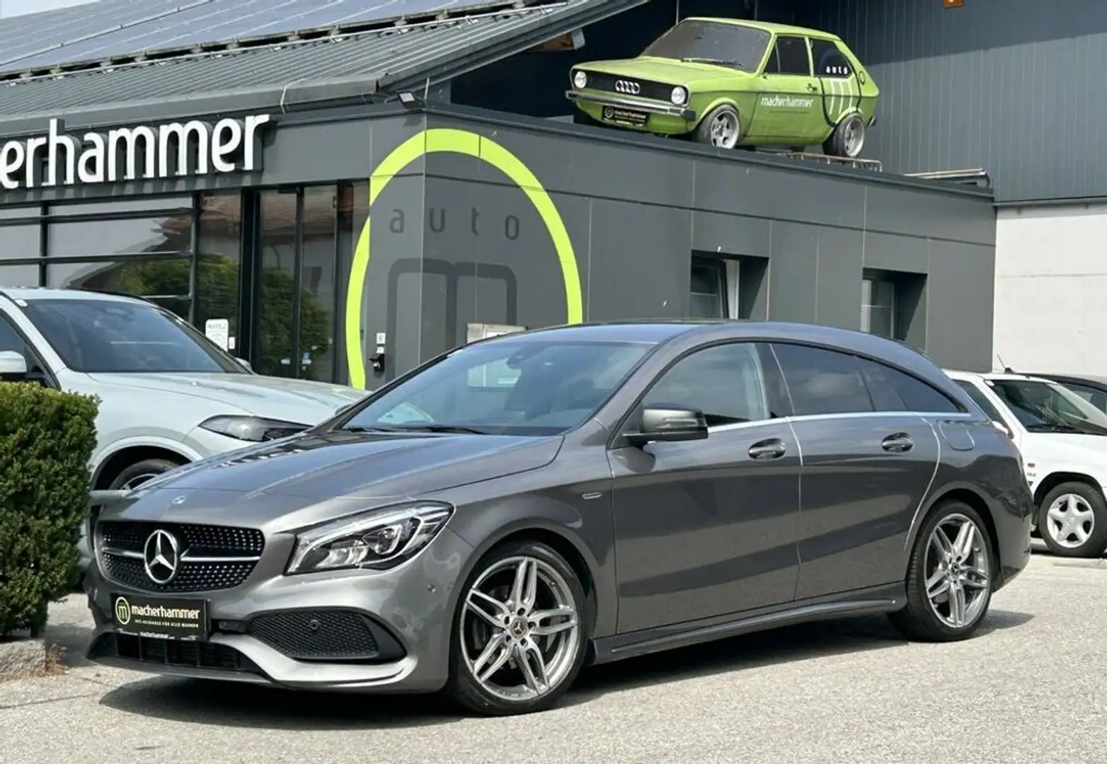 Mercedes-Benz CLA 200 CDI Shooting Brake AMG EDITON*LED*RFK*AHK* Gris - 1