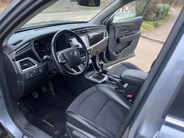 SsangYong Korando 1.5 T-GDi 2WD Sapphire Navi Camera Jante Cuir