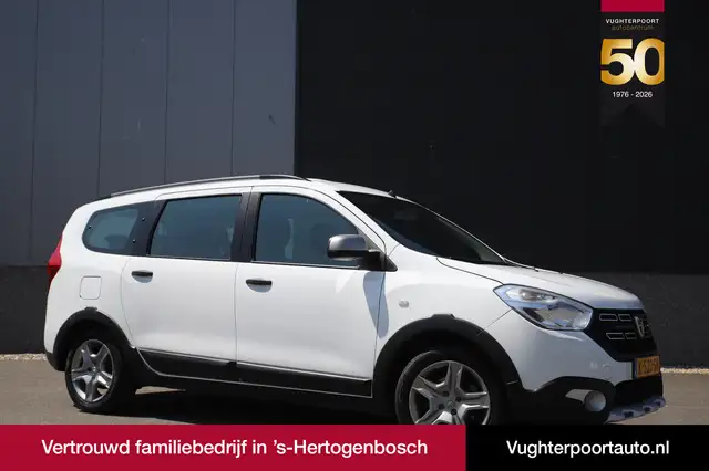 Dacia Lodgy 1.3 TCe 130pk/Stepway/7-persoons/Trekhaak/Cruise/A