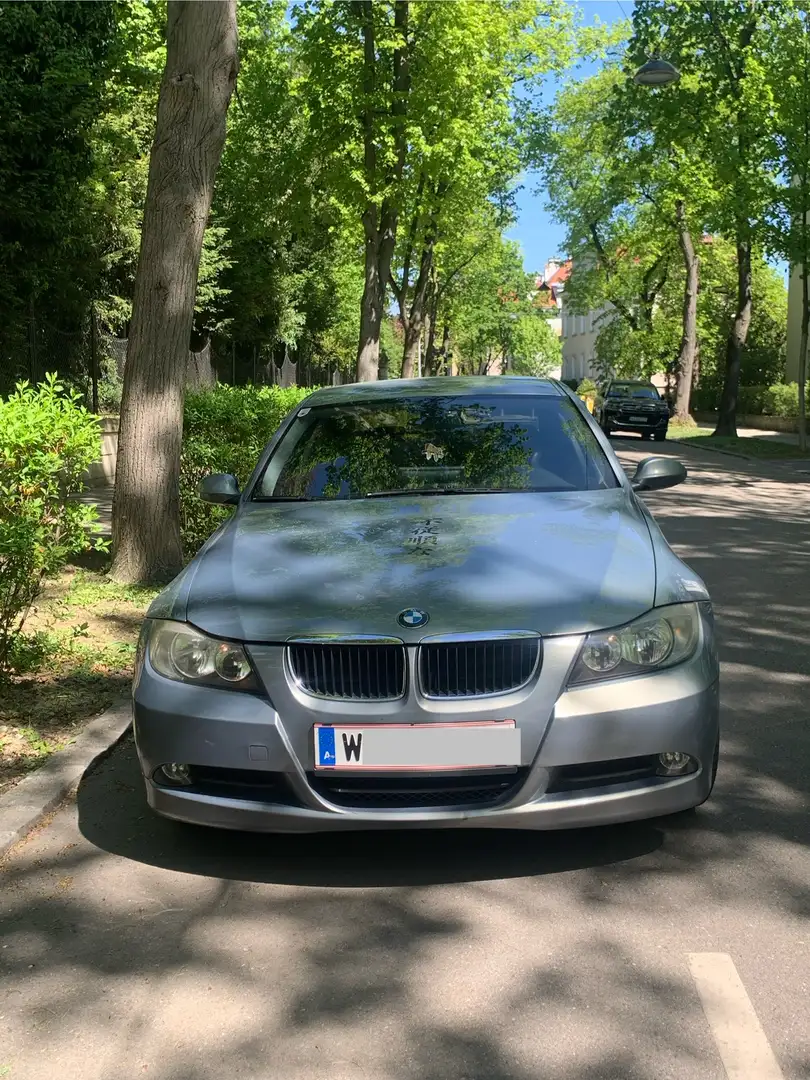 BMW 318 318d N47 - 1
