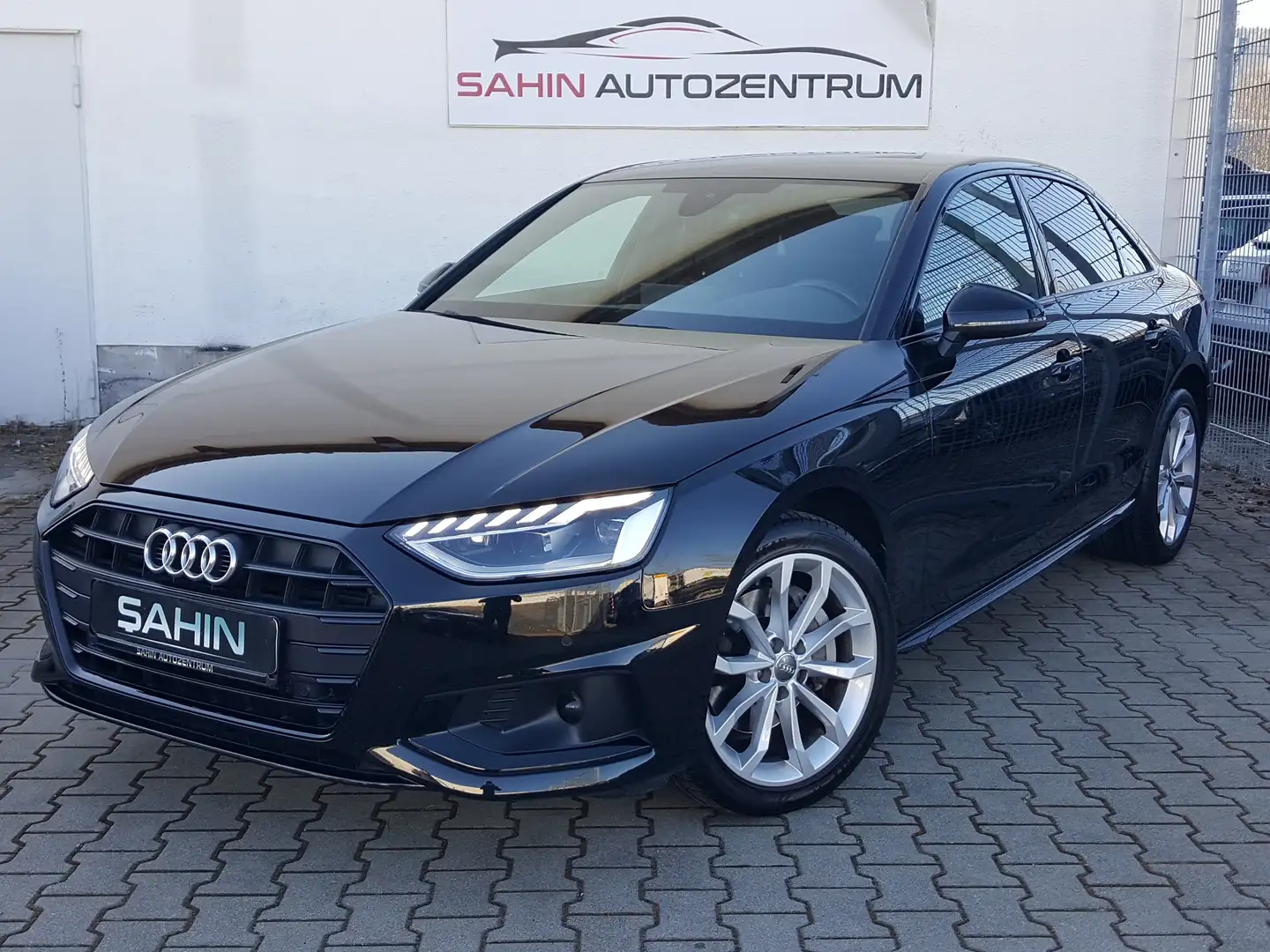 Audi A4 40 TDI Lim. S-Tro LEDER ACC SPUR DSP LED MEMORY Noir - 1