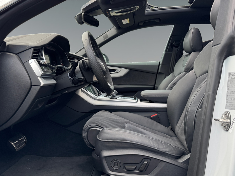 Audi Q8 55 TFSI e quattro Pro Line S Optiekpakket zwart | — photo 3
