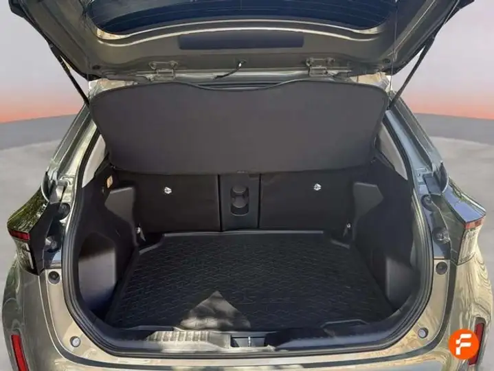 Toyota Yaris 1.5 Style 2022, foto 4