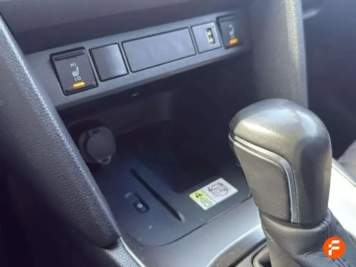 Toyota Yaris 1.5 Style 2022, foto 22