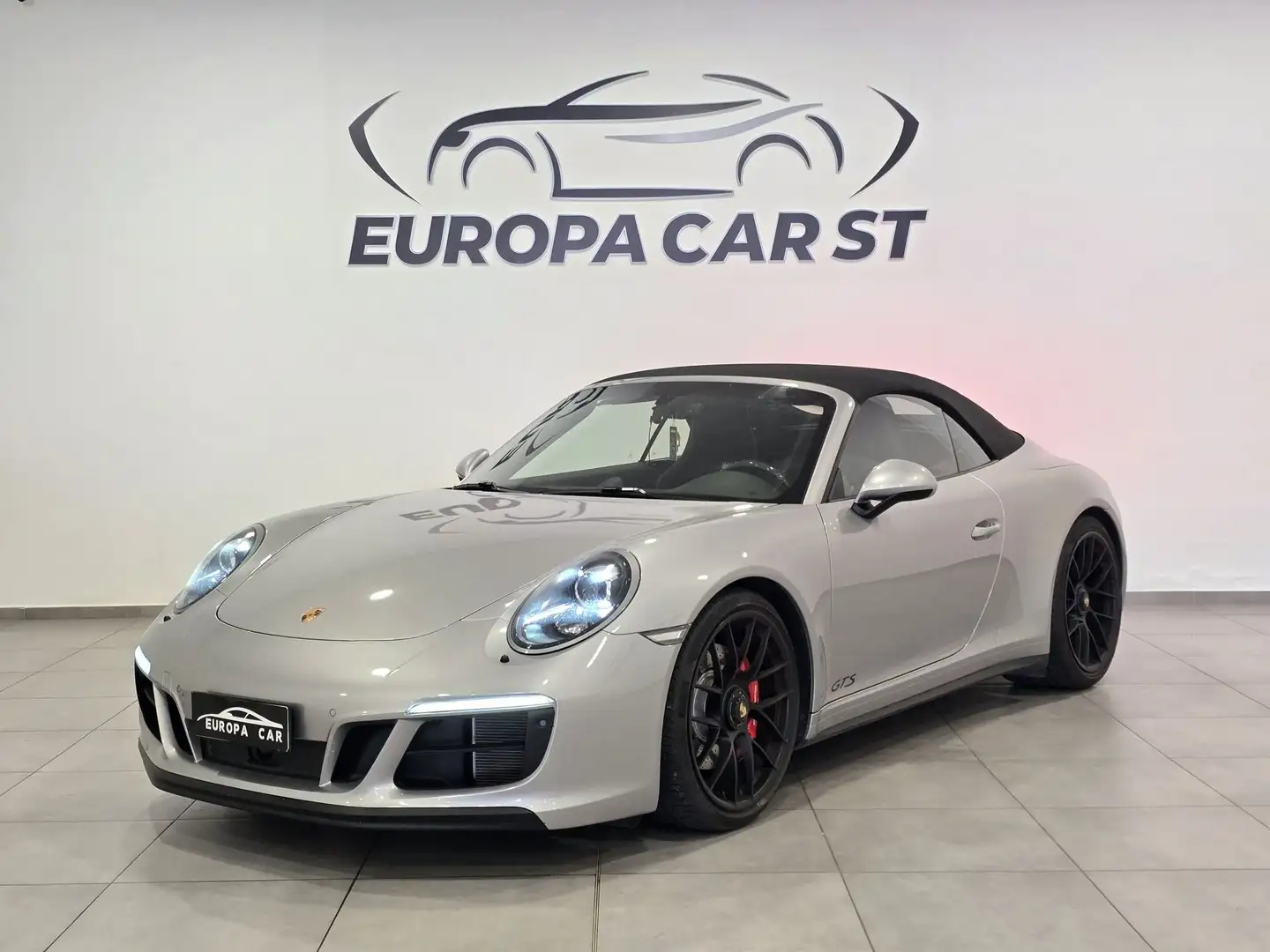 Porsche 991 3.0 Carrera 4 GTS Cabriolet Argento - 1