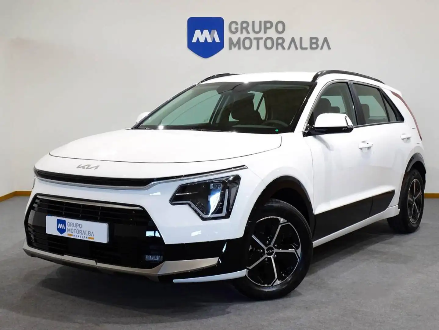 Kia Niro 1.6 GDi HEV 104kW (141CV) Drive Blanco - 1