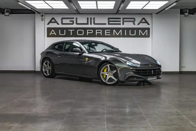 Ferrari FF