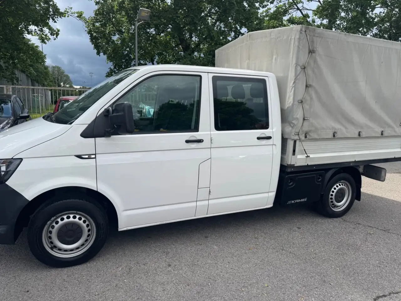 2017 Volkswagen T6 Transporter T6Transporter Pritsche Pritsche Doppelkabin lang, photograph 4