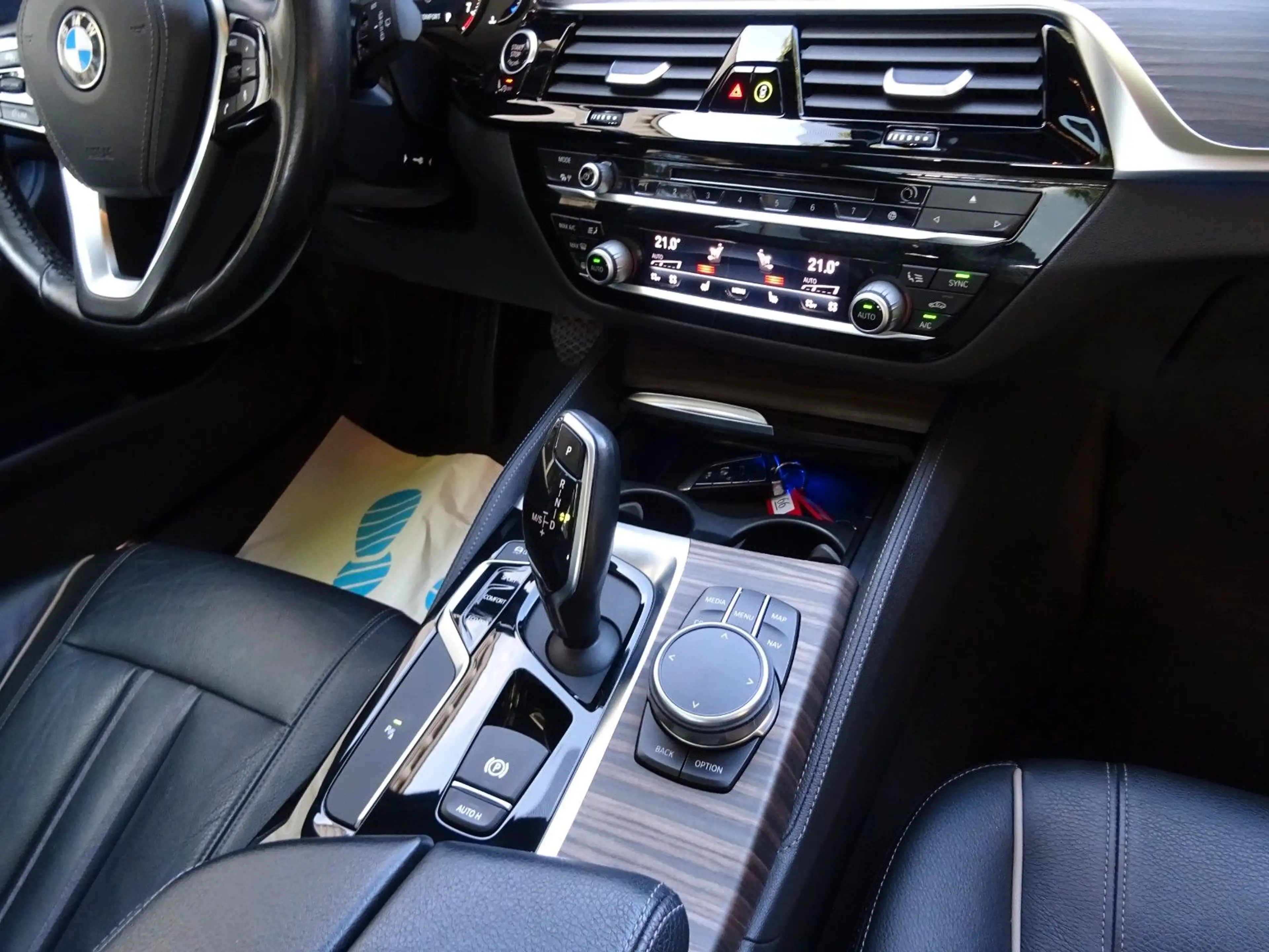 BMW 540 i xDrive Touring Aut Luxury Line Navi LEDer — photo 9