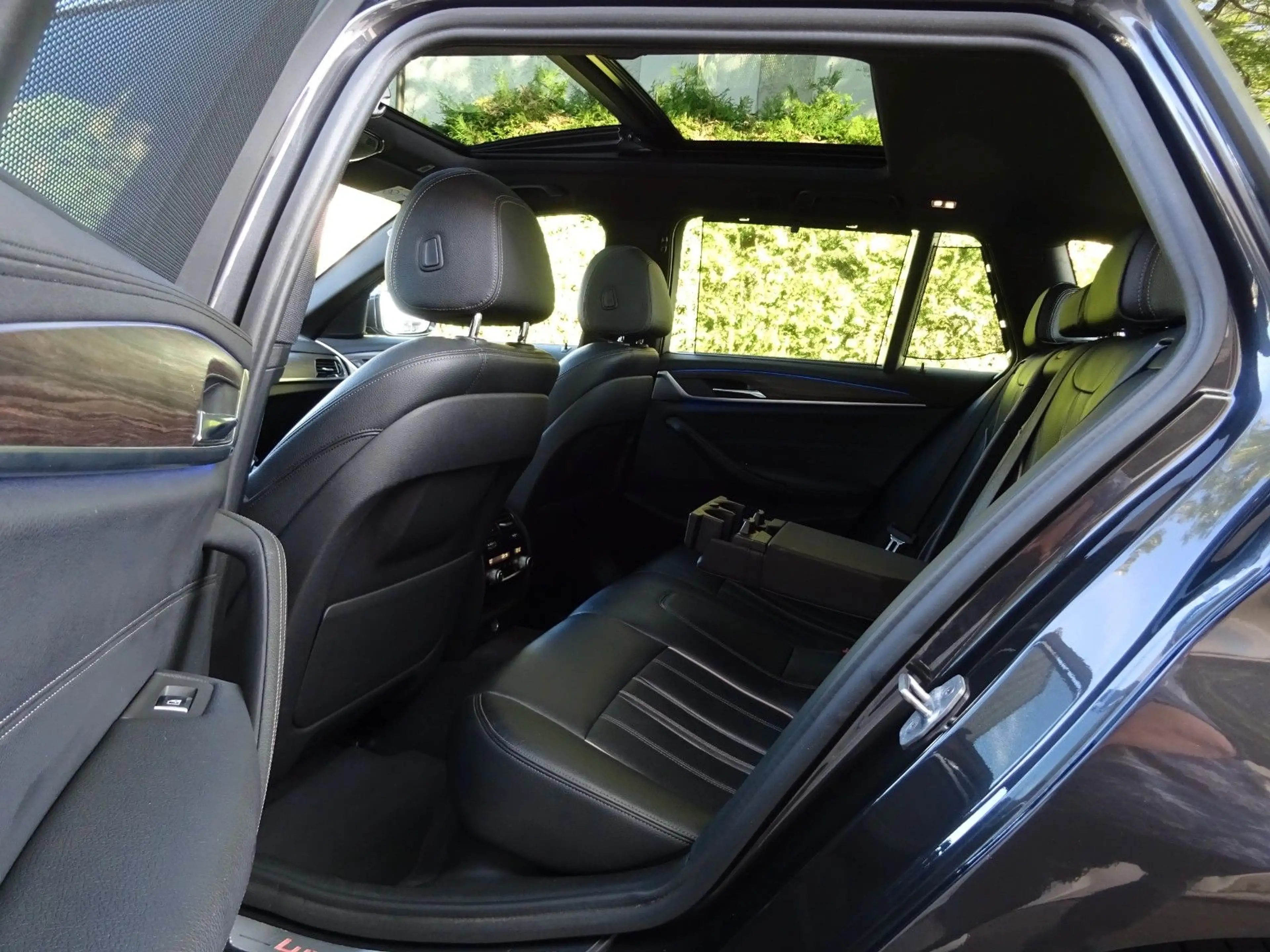 BMW 540 i xDrive Touring Aut Luxury Line Navi LEDer — photo 15
