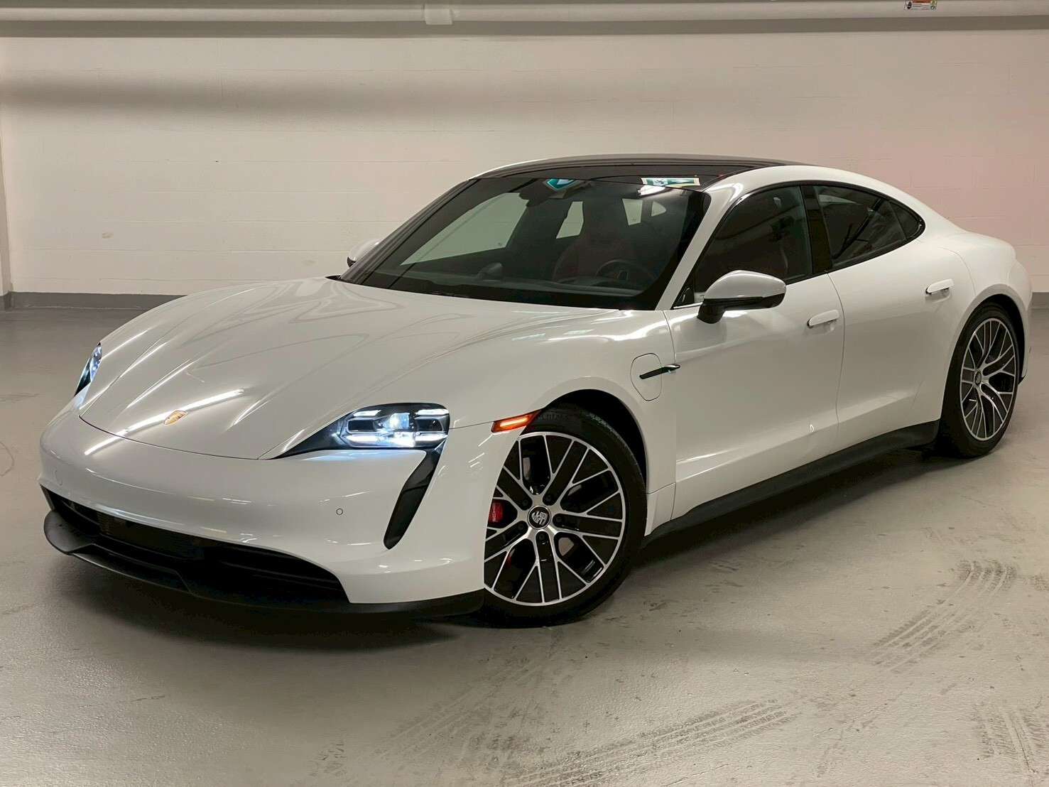 2023 Porsche Taycan 4S AWD Fully Loaded|No accident|Low Km